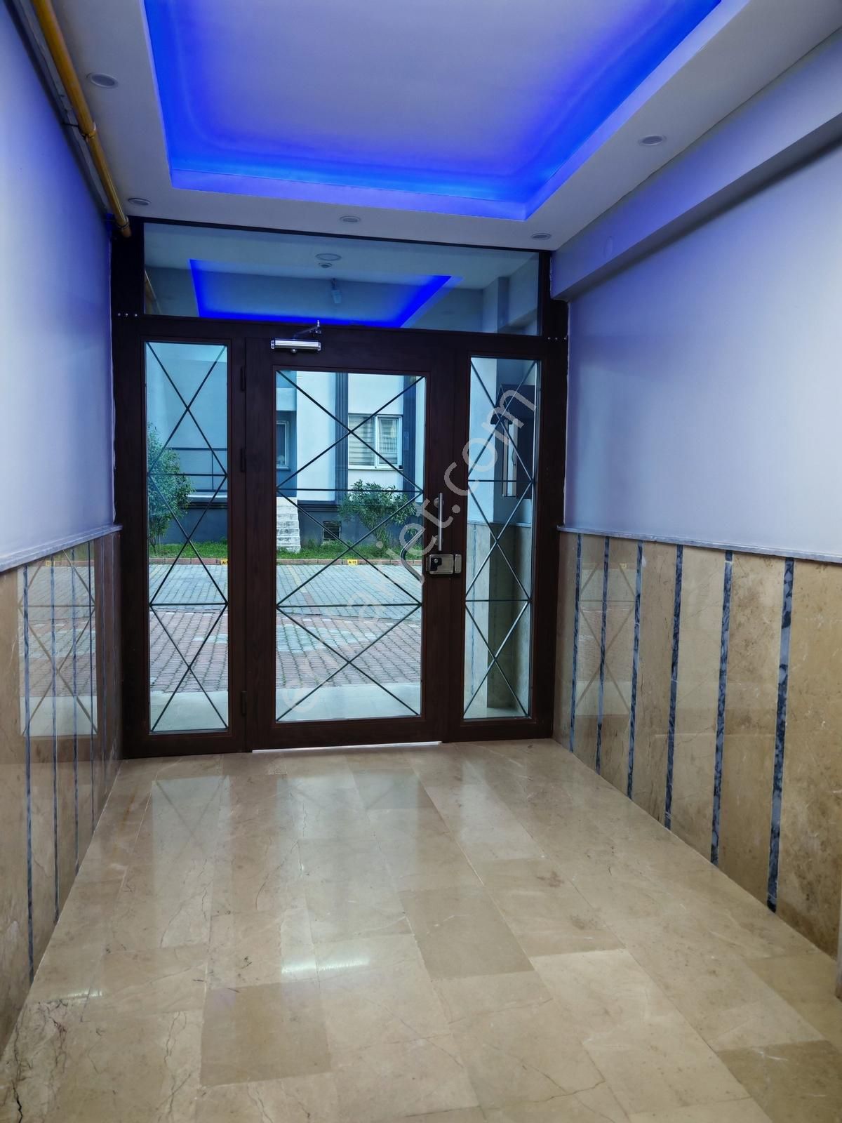 Mevlana'da Deniz Manzaralı Geniş Satılık 4+1 Daire - Görsel 7