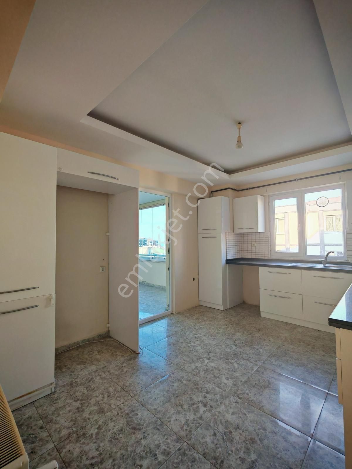 Mevlana'da Deniz Manzaralı Geniş Satılık 4+1 Daire - Görsel 29