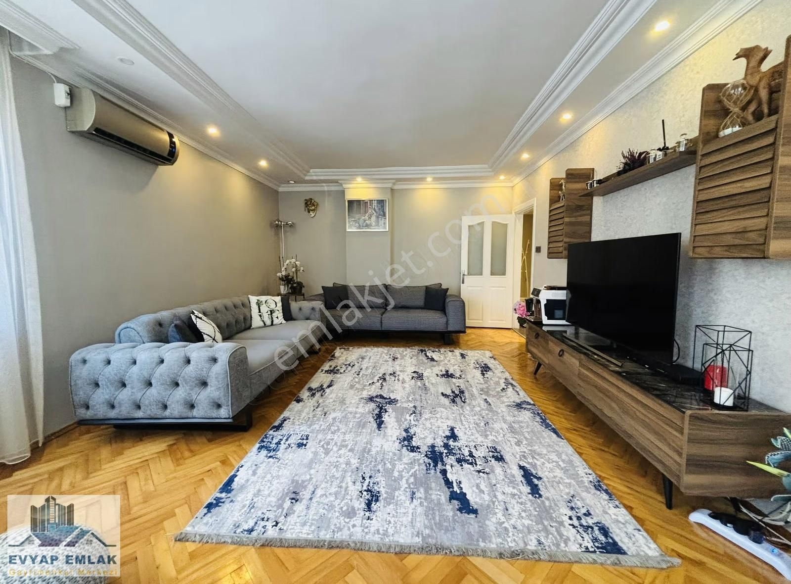 Bahçelievler Kıbrıs Parkı Mevkii 2000 Yapımı 4+1 Geniş Daire - Görsel 15