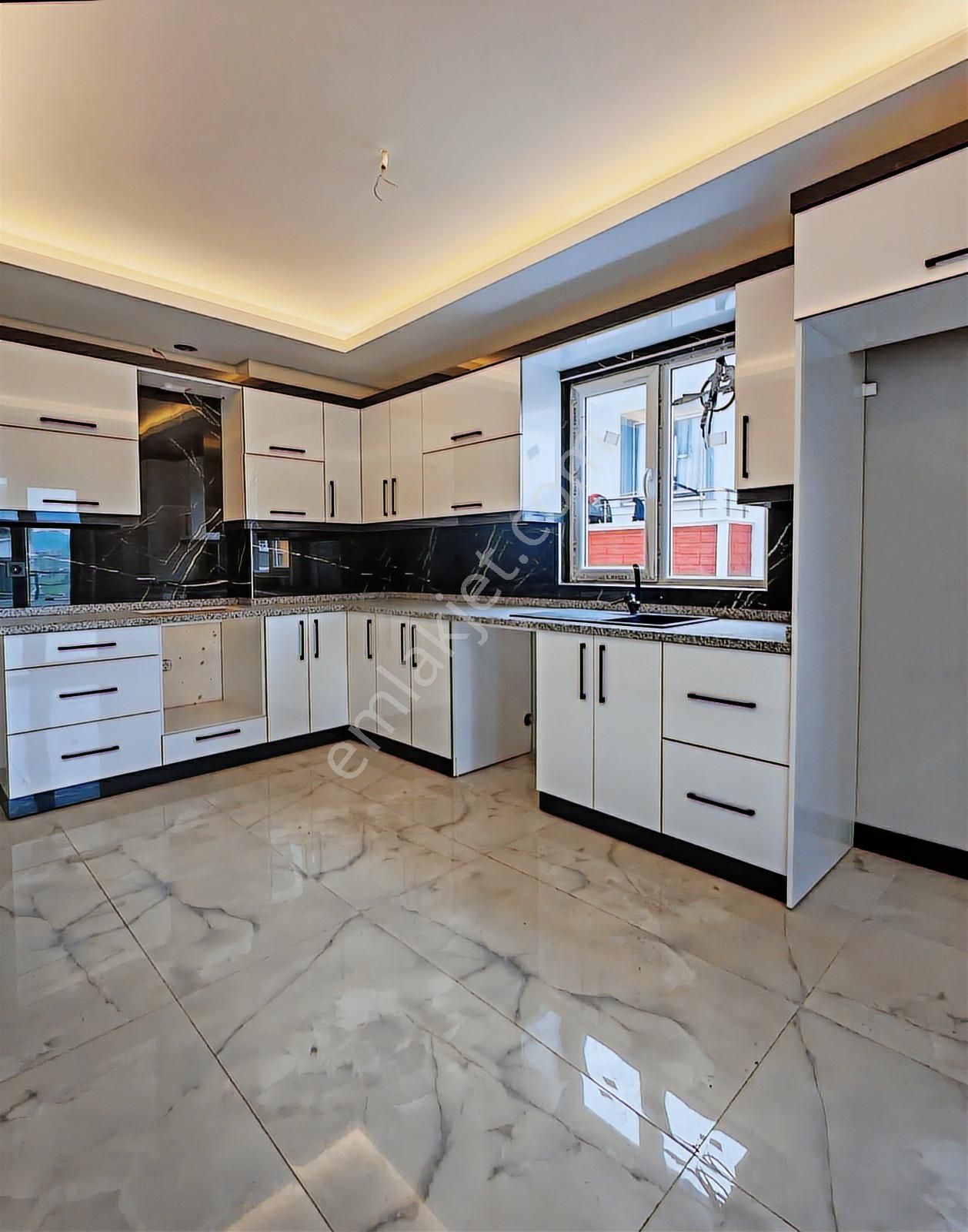 Kalkancı' Da Deniz Ve Doğa Manzaralı Lüx Satılık 3+1 Daire - Görsel 4