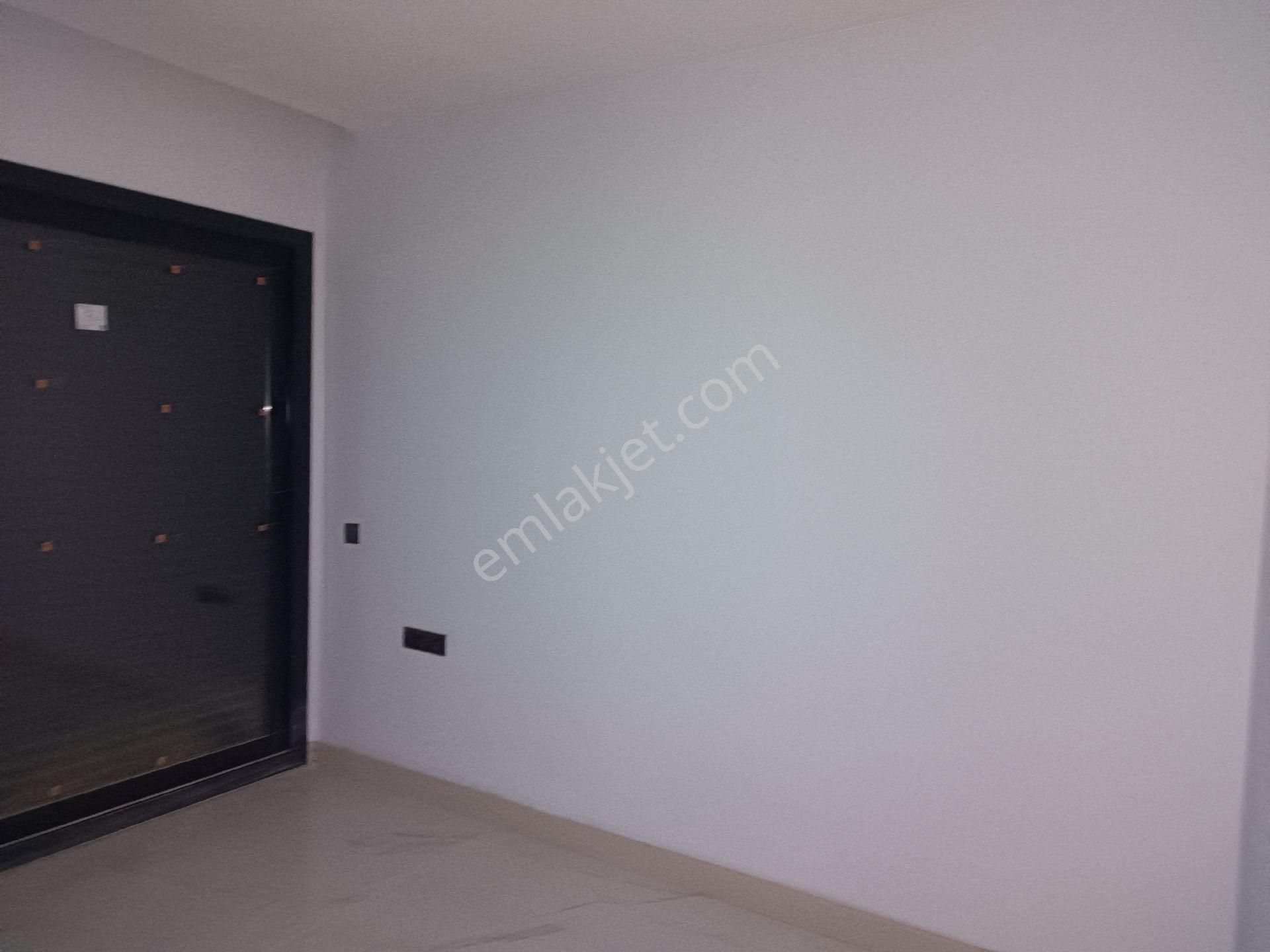 Kuşadası Merkezde Satılık 3+1 Sıfır Daire - Görsel 8