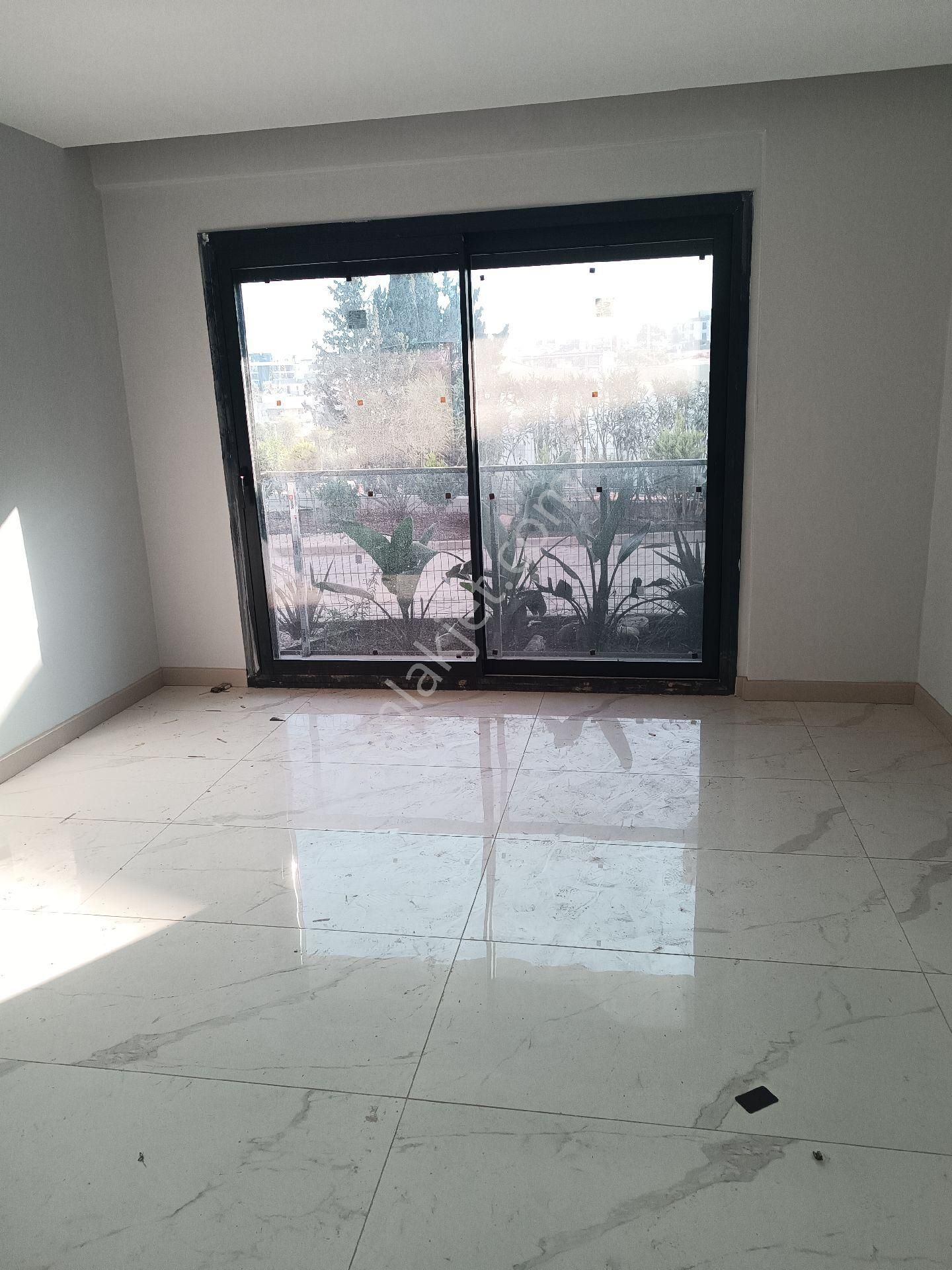 Kuşadası Merkezde Satılık 3+1 Sıfır Daire - Görsel 26