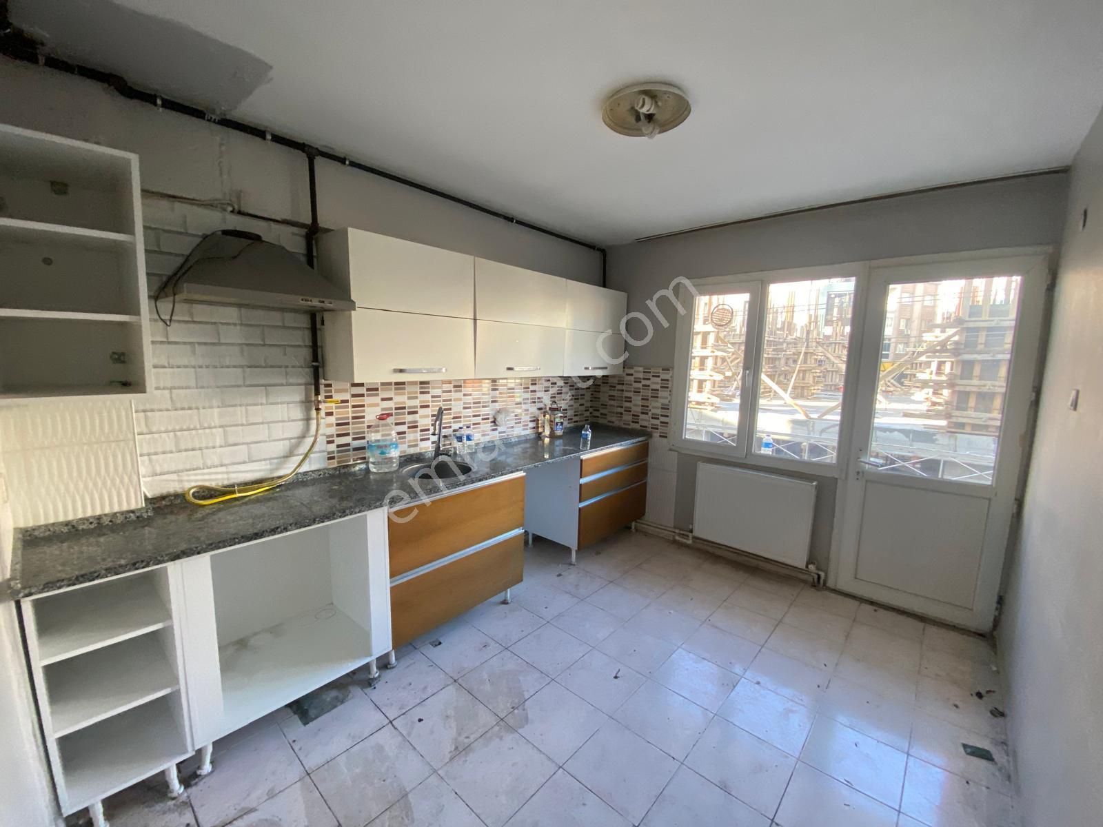 Bozyaka Bahçem Kafe Karşısı 3+1 Arakat Kapalı Mutfak Doğalgazlı - Görsel 8