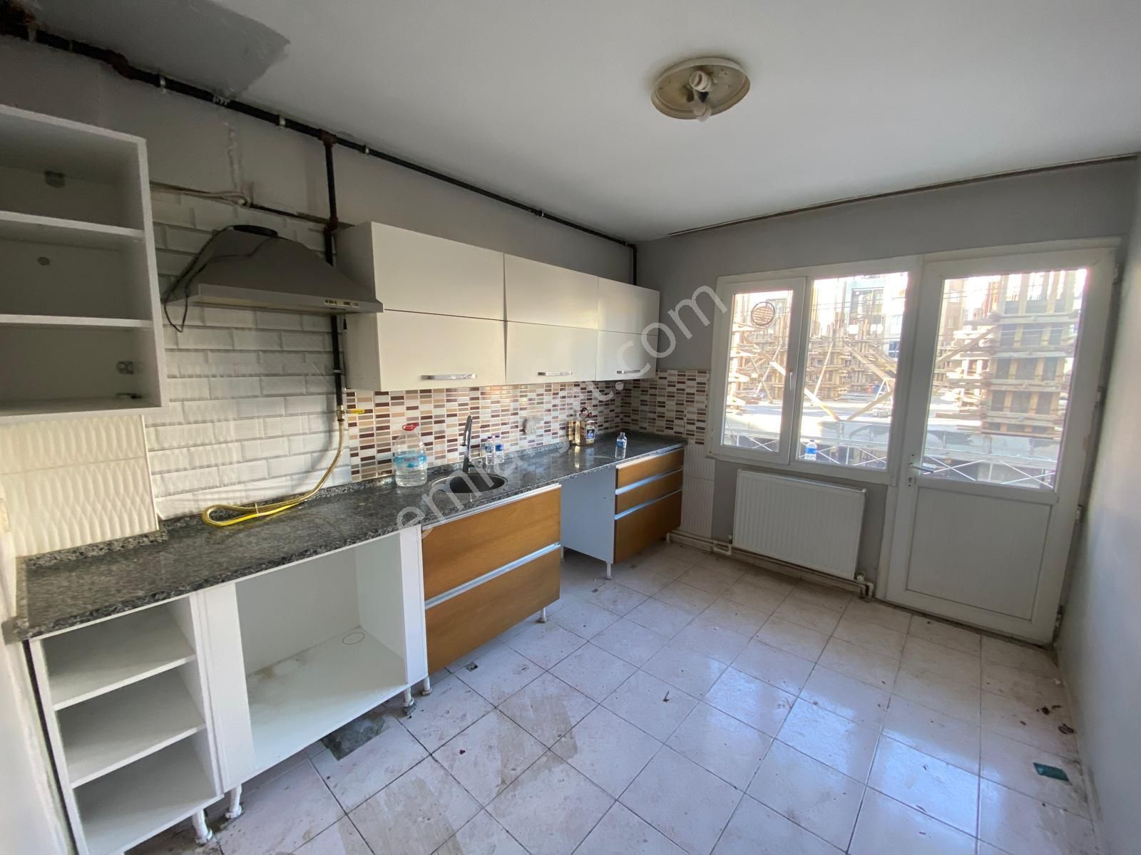 Bozyaka Bahçem Kafe Karşısı 3+1 Arakat Kapalı Mutfak Doğalgazlı - Görsel 11