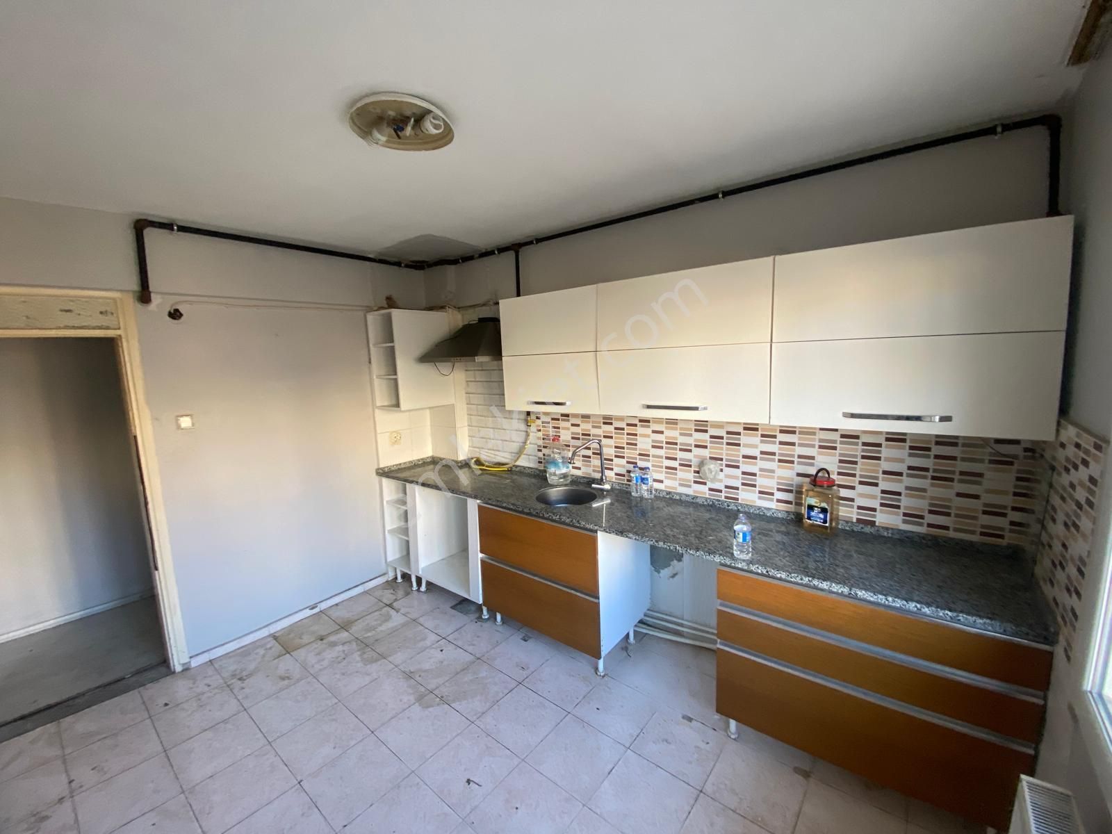 Bozyaka Bahçem Kafe Karşısı 3+1 Arakat Kapalı Mutfak Doğalgazlı - Görsel 14