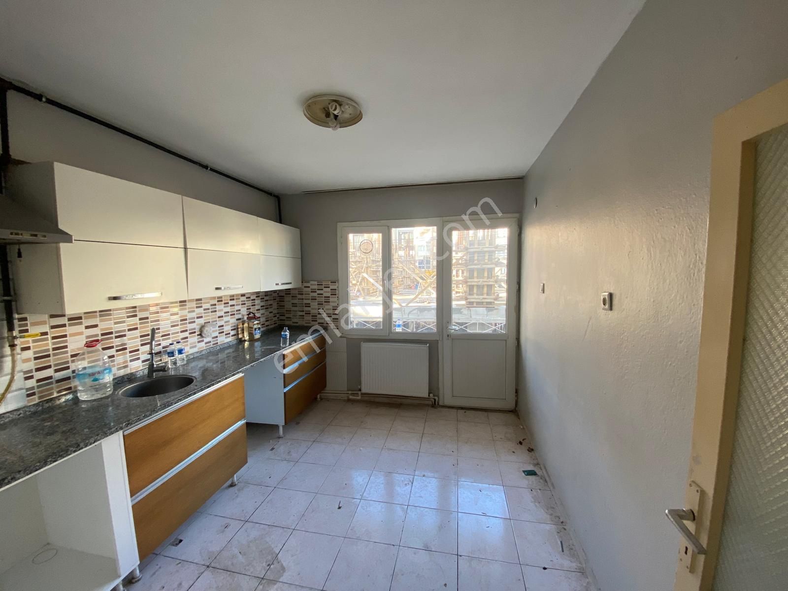 Bozyaka Bahçem Kafe Karşısı 3+1 Arakat Kapalı Mutfak Doğalgazlı - Görsel 9