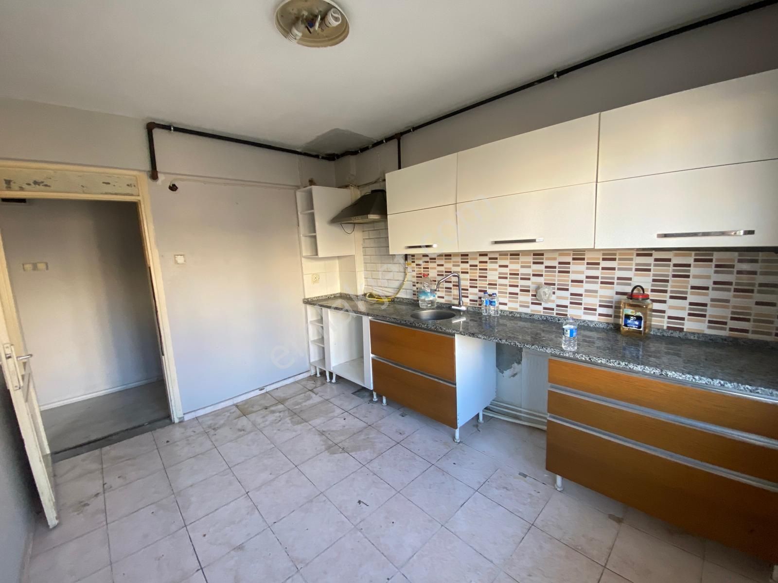 Bozyaka Bahçem Kafe Karşısı 3+1 Arakat Kapalı Mutfak Doğalgazlı - Görsel 13