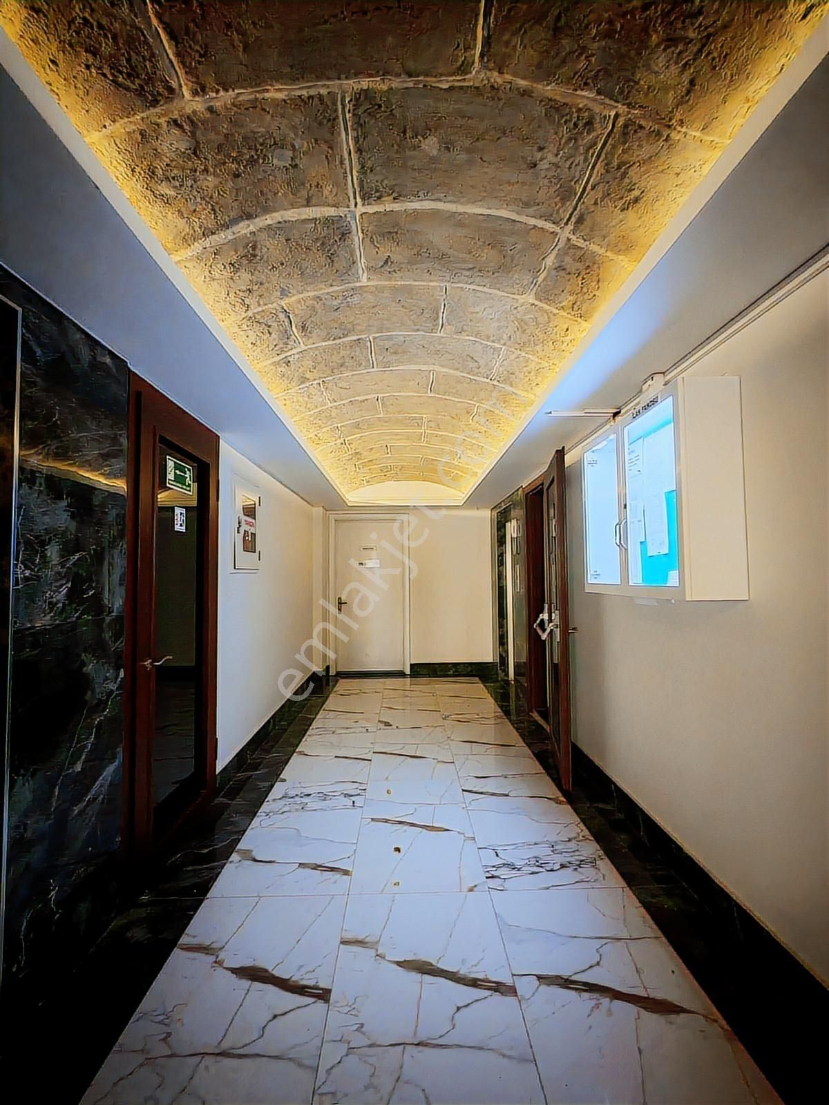 Sosyal Alanlı Sitede Lüx Satılık 3+1 Daire - Görsel 10