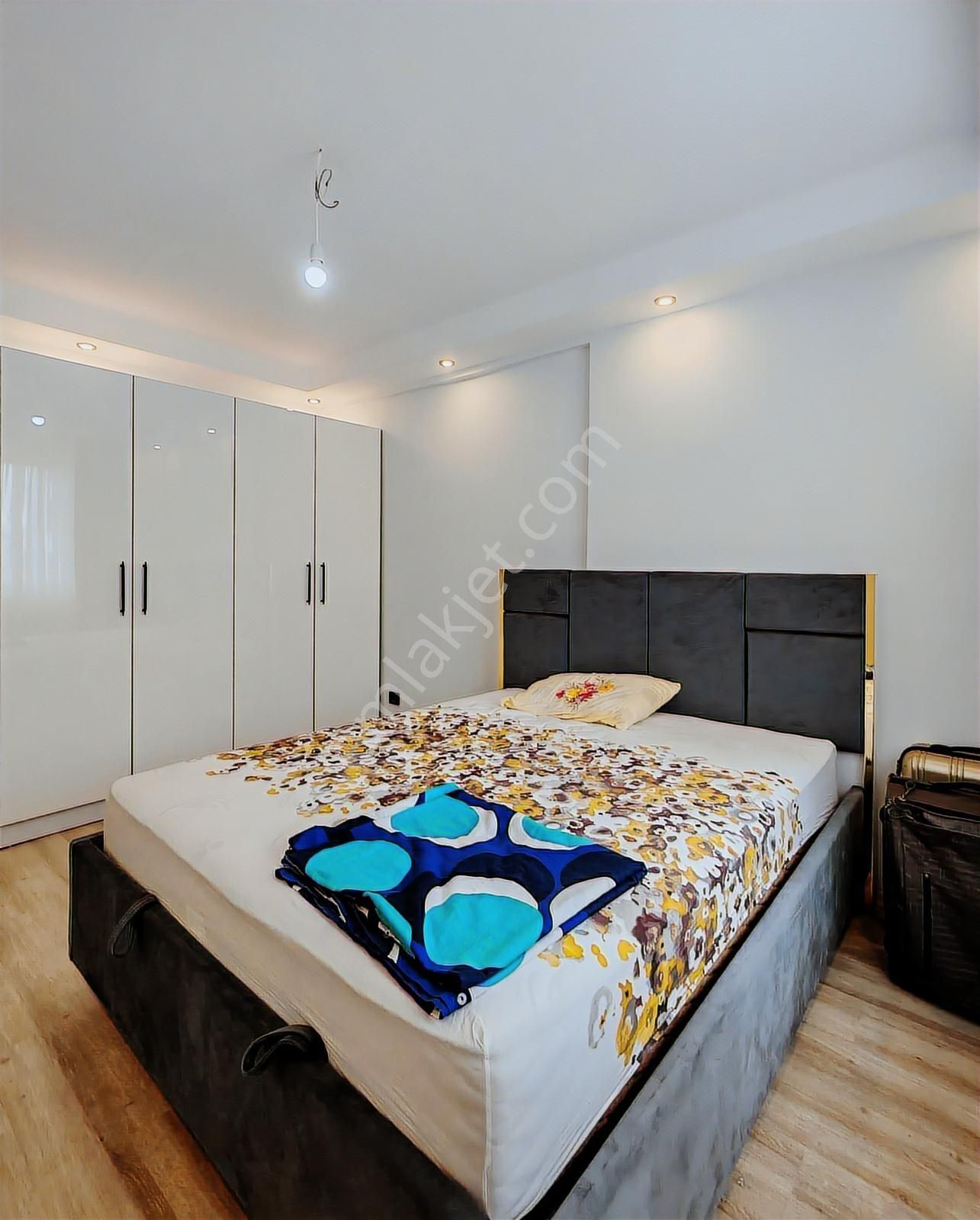 Panoramik Deniz Manzaralı Site İçinde Satılık Geniş 3+1 Daire - Görsel 25