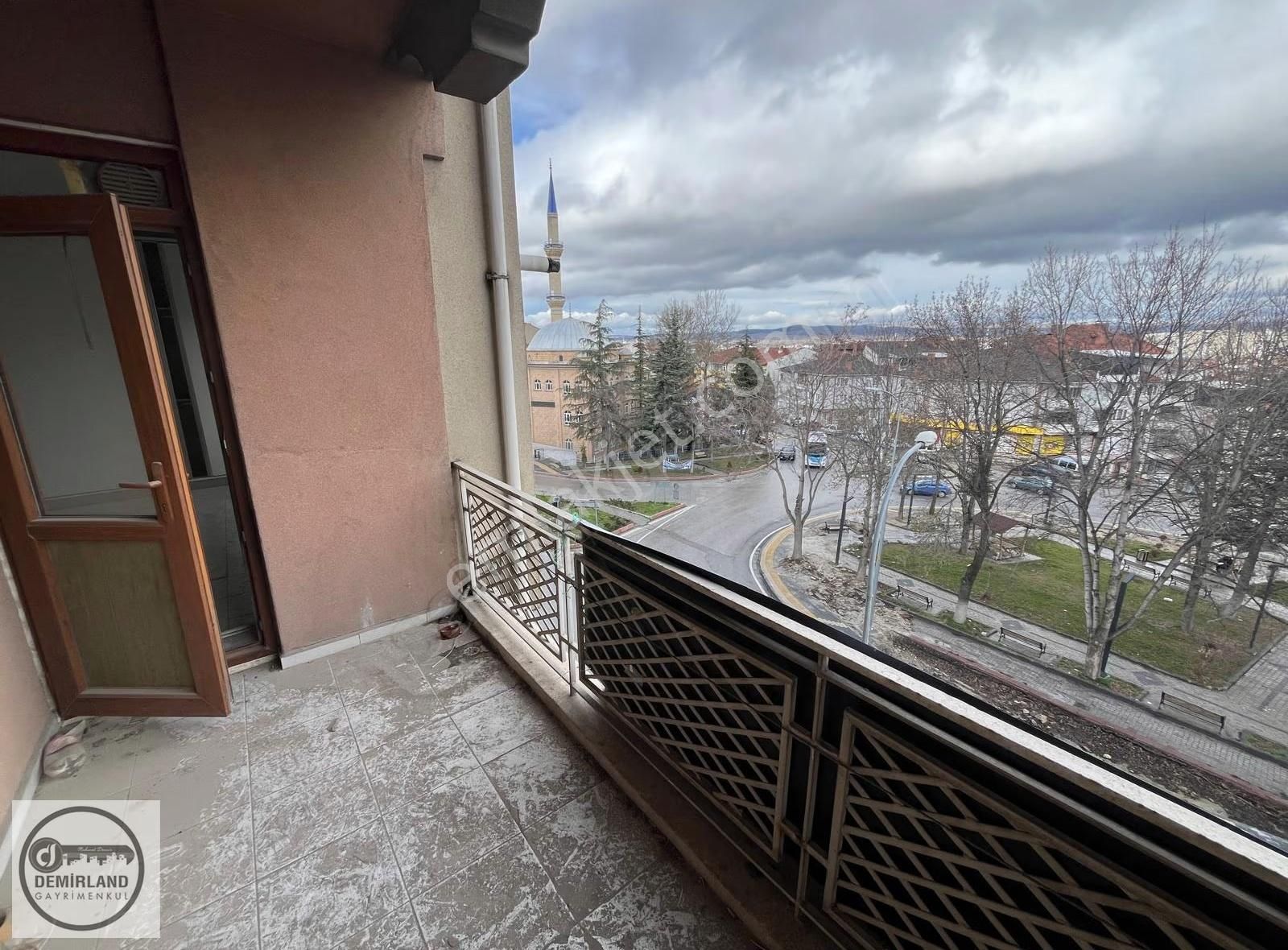 Demirland'dan Satılık Dörtyol'da 3 Ad. 3+1 Geniş Ve Fırsat Daire - Görsel 17