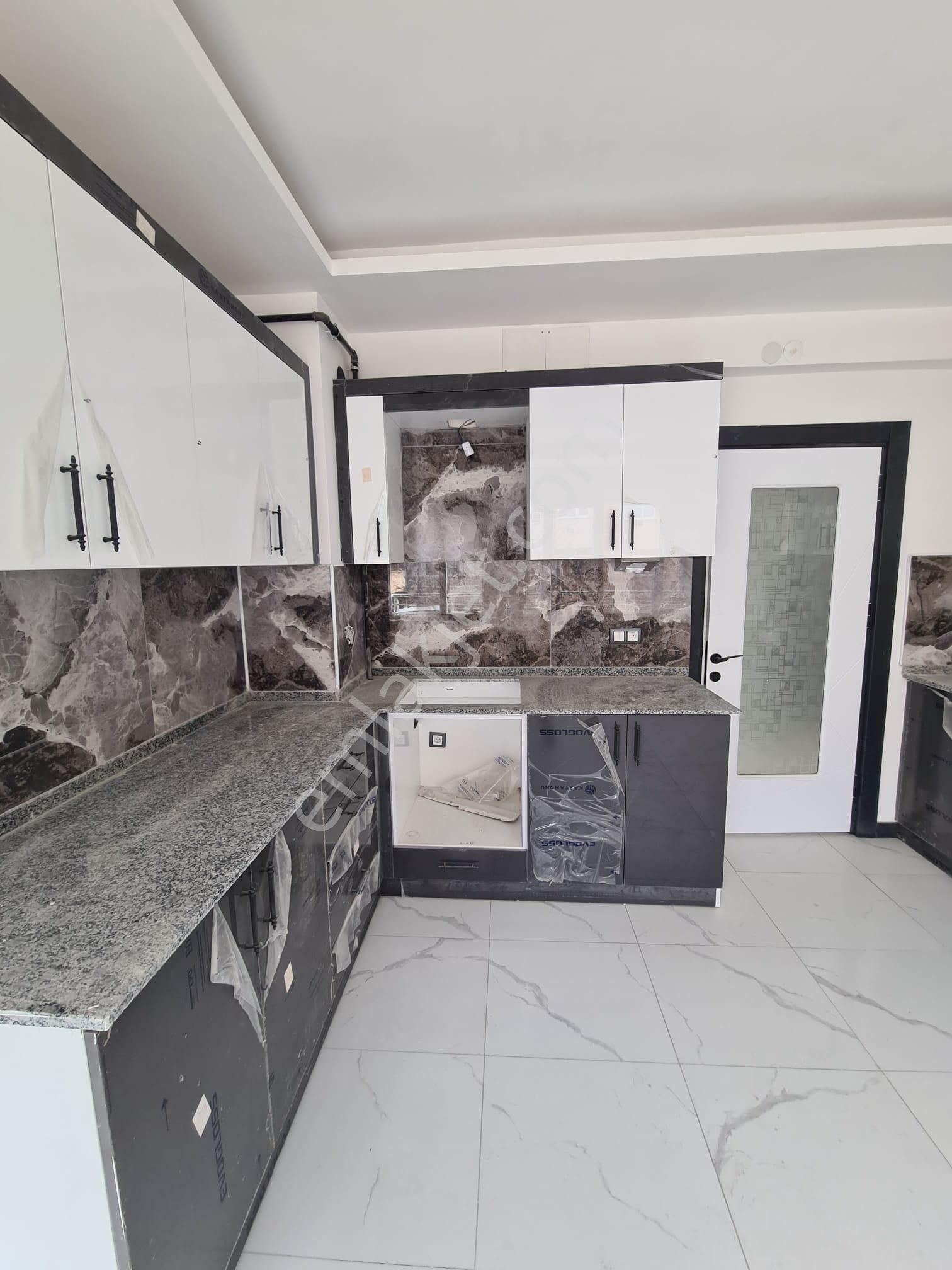 Beymira'dan Selahaddin Eyyubi Satılık Hazır 3+1 Sıfır Daireler - Görsel 9