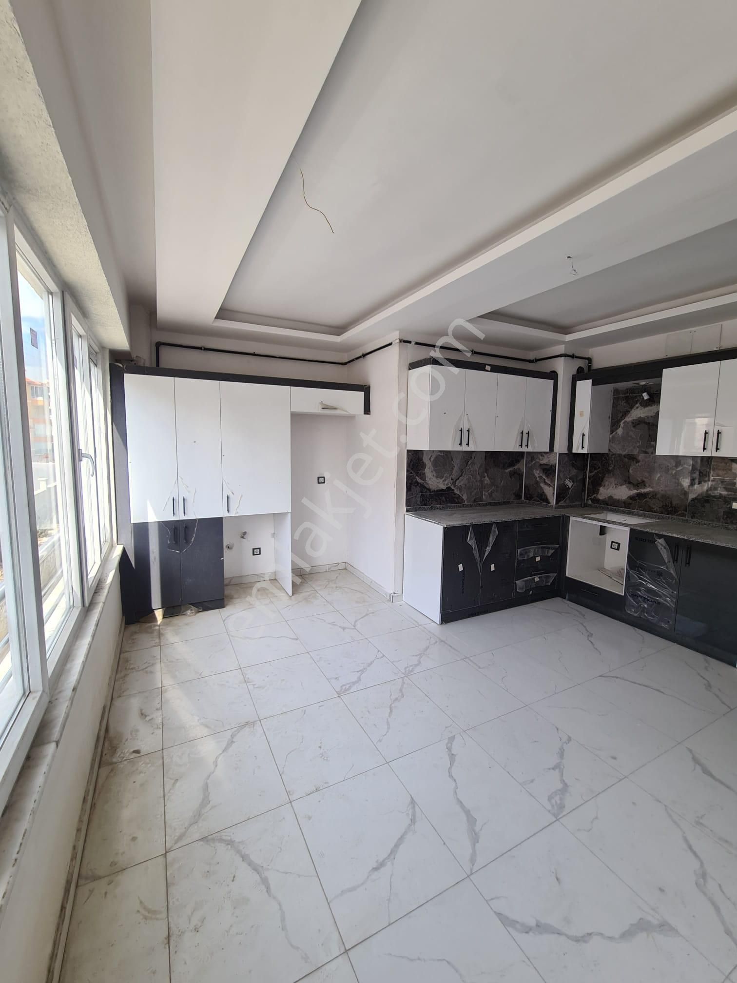 Beymira'dan Selahaddin Eyyubi Satılık Hazır 3+1 Sıfır Daireler - Görsel 6