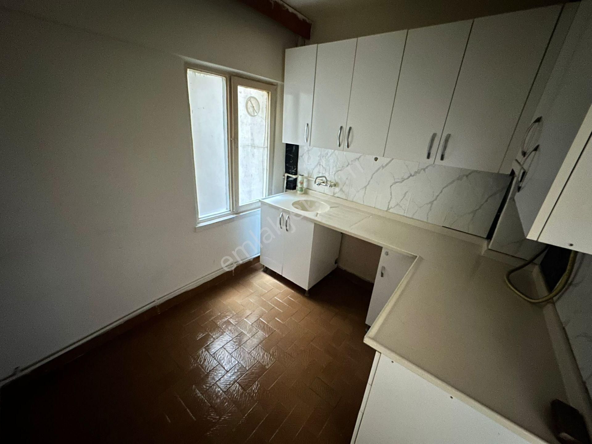 Batur Sk'ta 3+1 Orta Kat Ön Cephe Sanatoryum Cadde Yanı Kaçmaz - Görsel 17