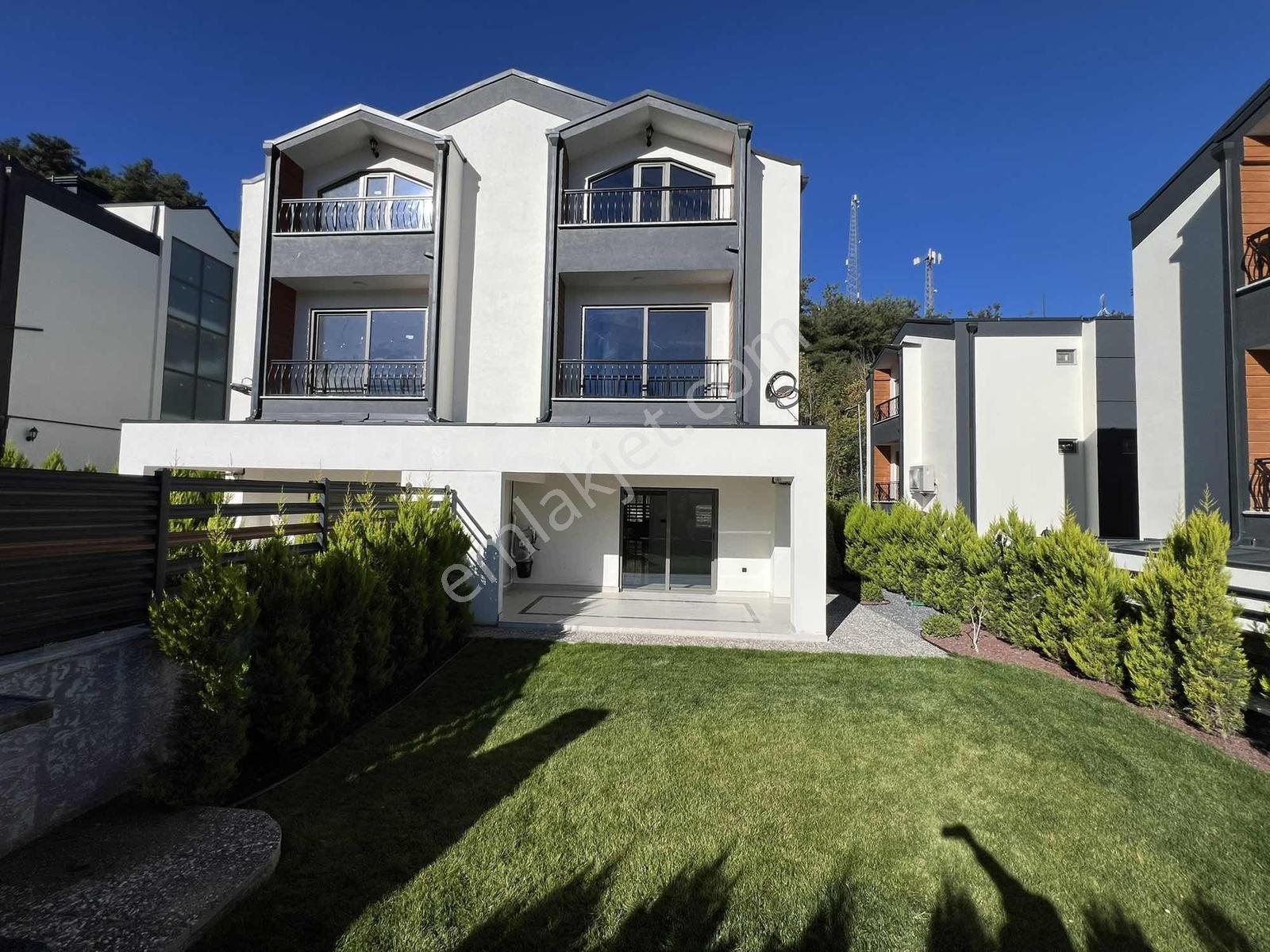 Gümüştepe'de İkiz Villa - Görsel 34