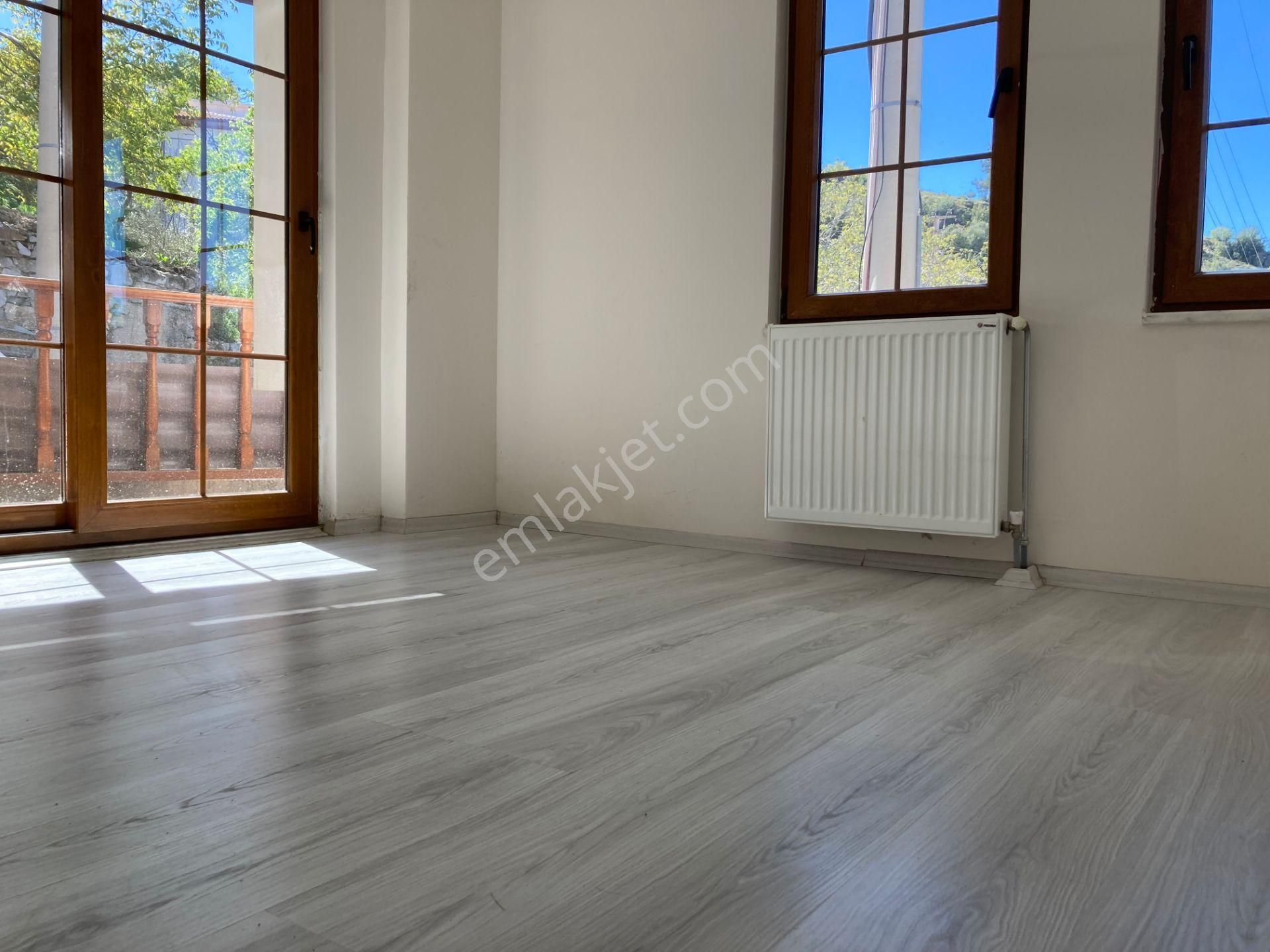 2+1 Muğla Merkezde Yeni Bina