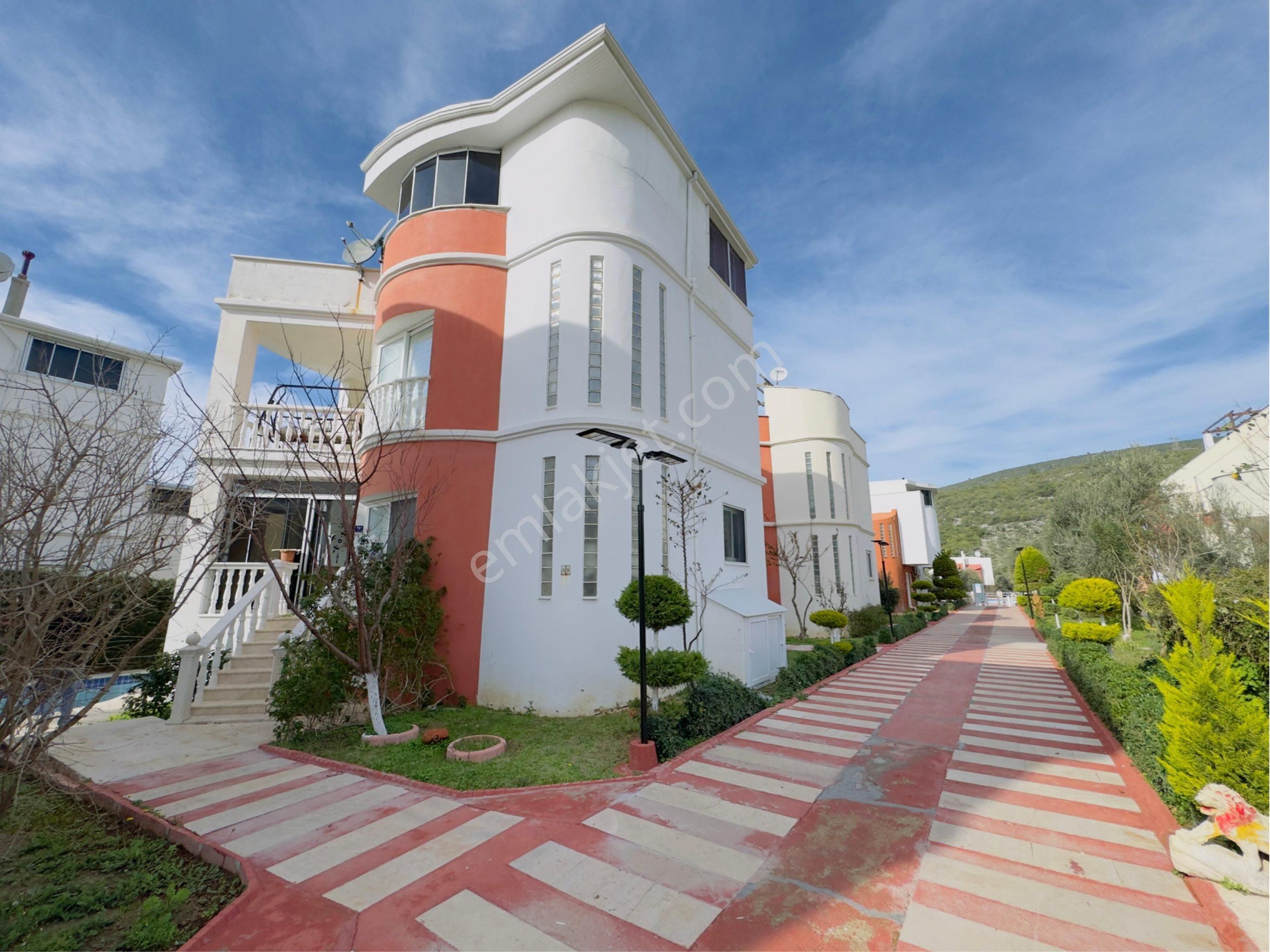 Didim Akbük Te Satılık Muhteşem 3+1 Müstakil Villa - Görsel 2