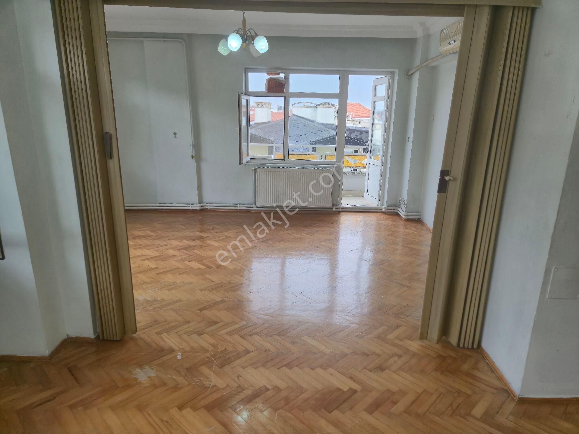 Realty World'dan Adapazarı Akıncılar'da 120m2 3 Balkonlu Depolu Boş 3+1 - Görsel 17