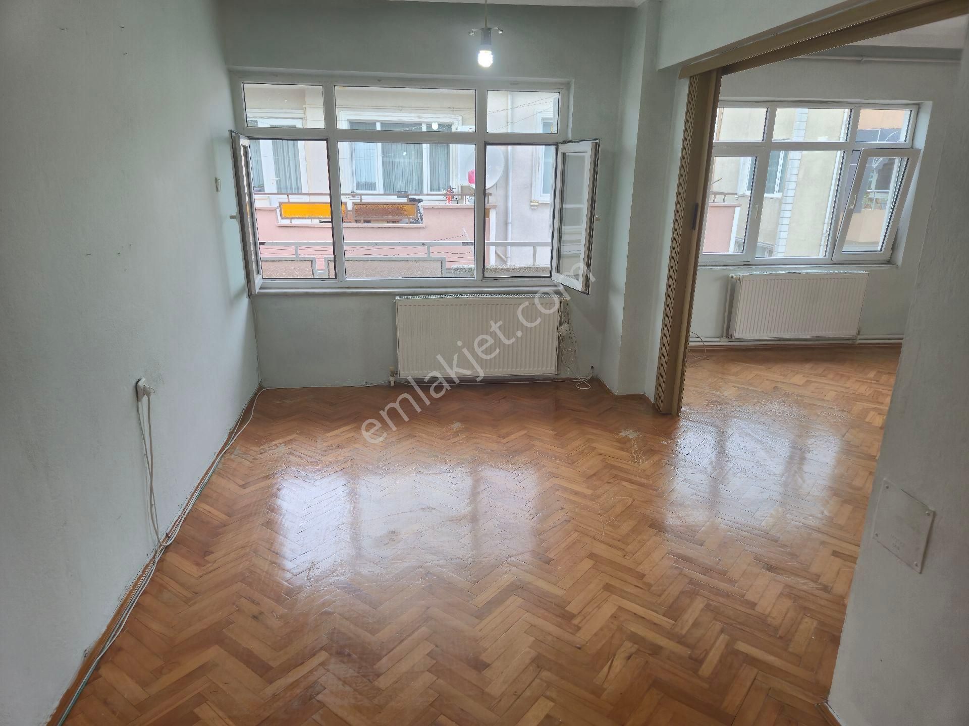 Realty World'dan Adapazarı Akıncılar'da 120m2 3 Balkonlu Depolu Boş 3+1 - Görsel 16