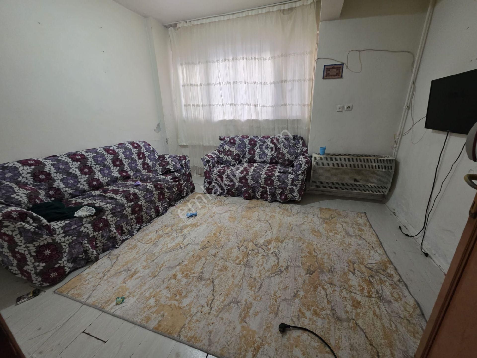 Mimar Emlak'tan Mehmet Akifte 1+1 Bahçe Kat - Görsel 2