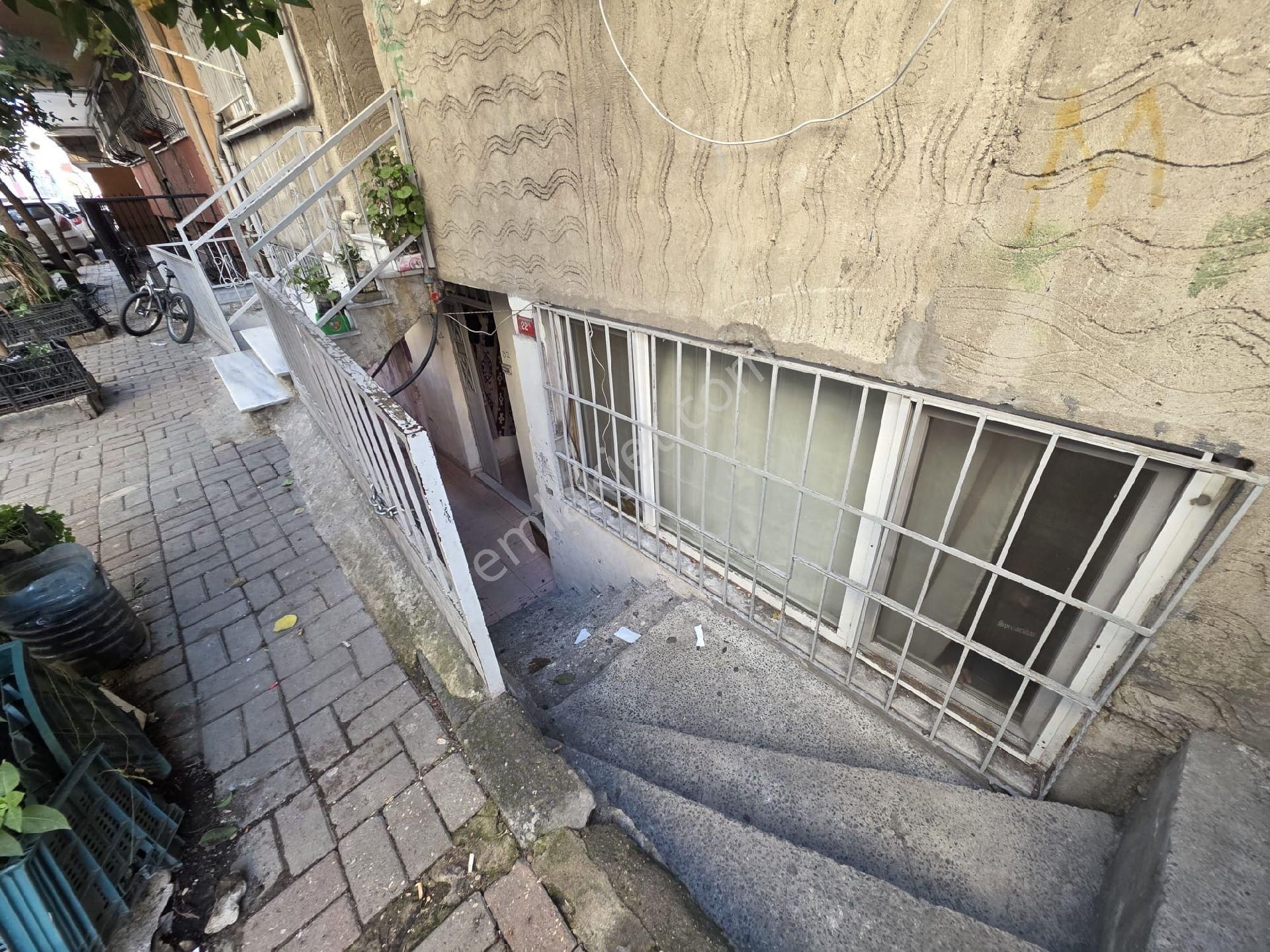 Mimar Emlak'tan Mehmet Akifte 1+1 Bahçe Kat