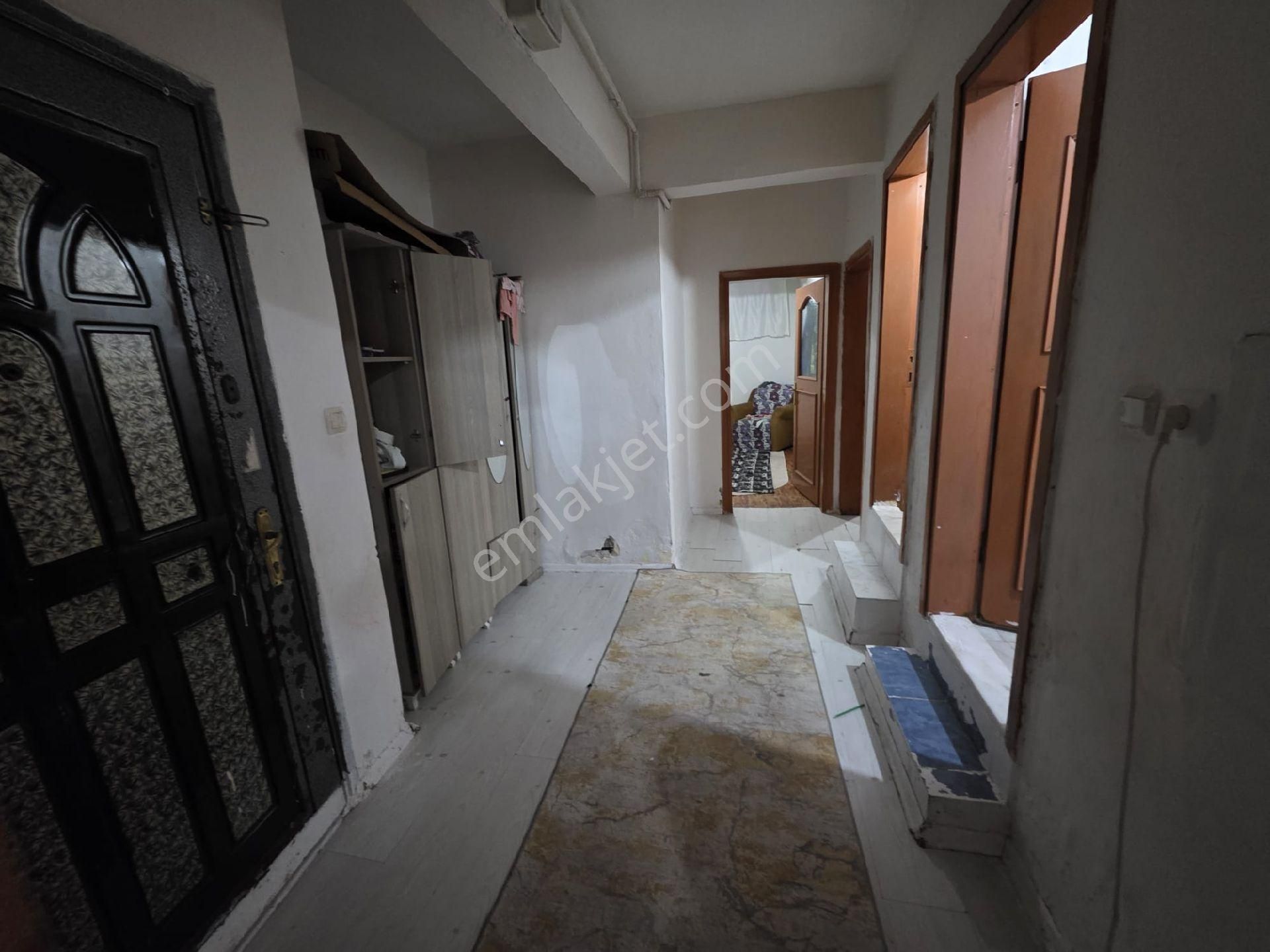 Mimar Emlak'tan Mehmet Akifte 1+1 Bahçe Kat - Görsel 8