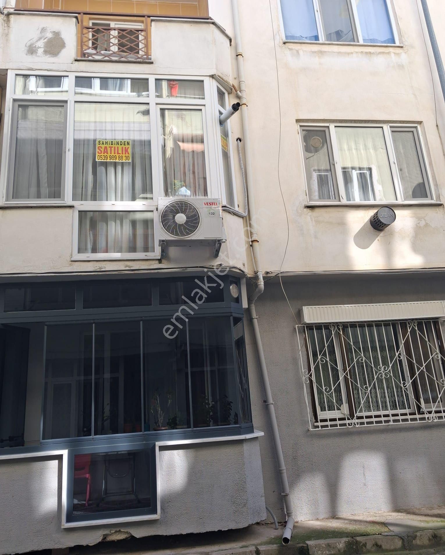 Sahibinden Yunuslarda Denize 20mt Full Eşyalı Masrafsız Ara Kat