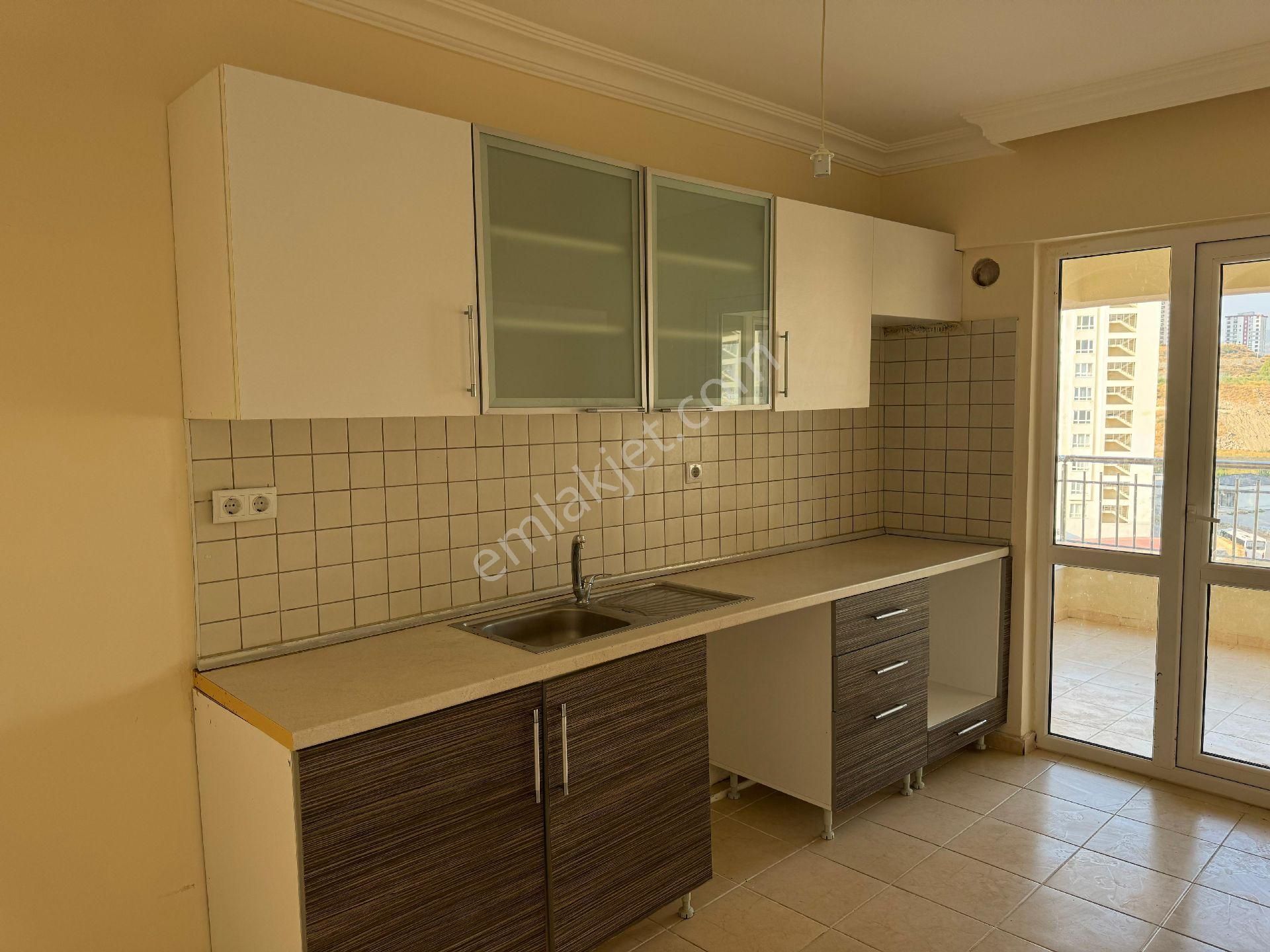 Kuşadası Degirmendere Deniz Manzaralı 2+1 Masrafsız Satılık Daire - Görsel 10