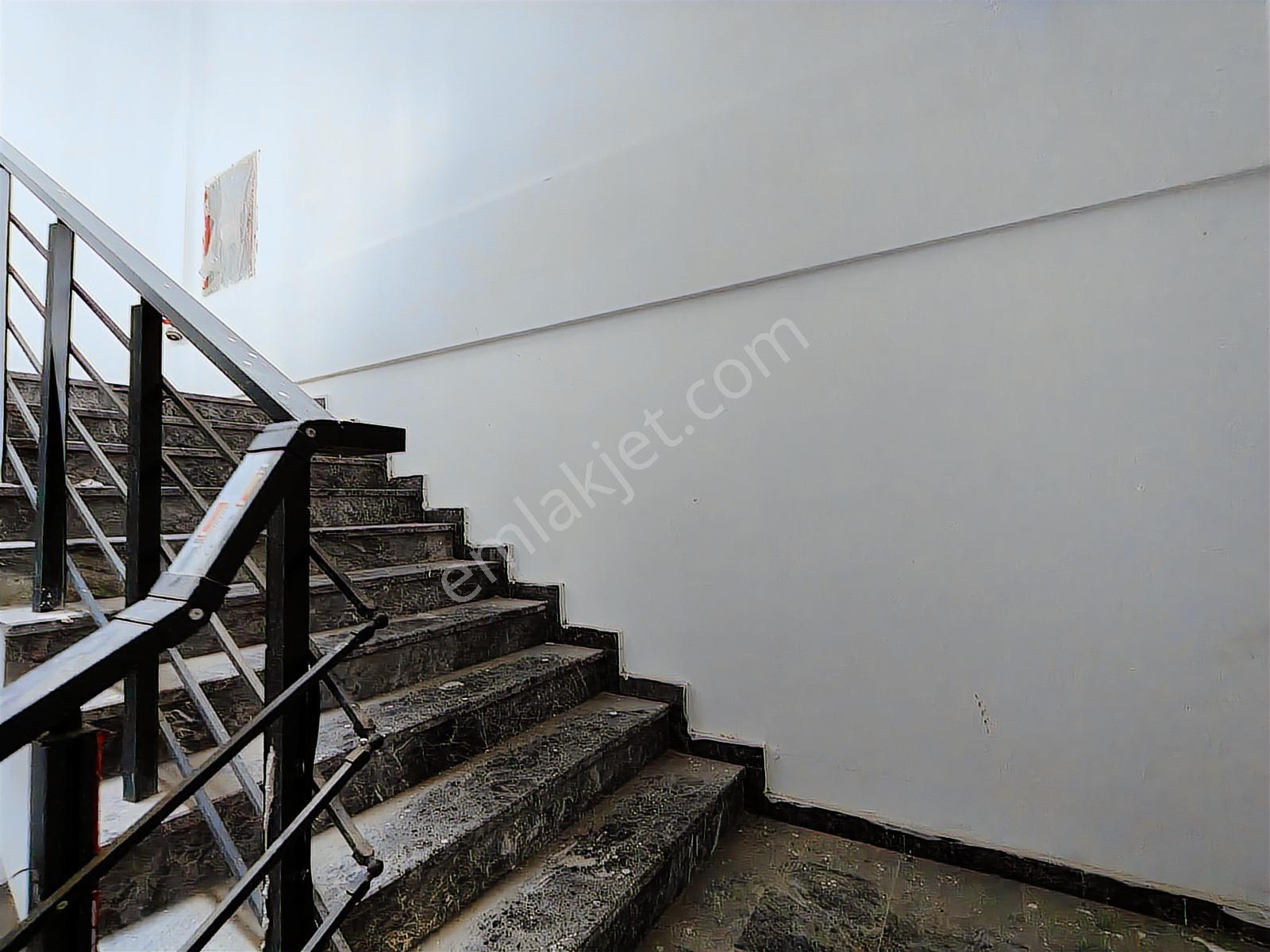 Satılık,sıfır, İskanlı, İş Merkezinde,30 M2,asansörlü,otoparklı - Görsel 21