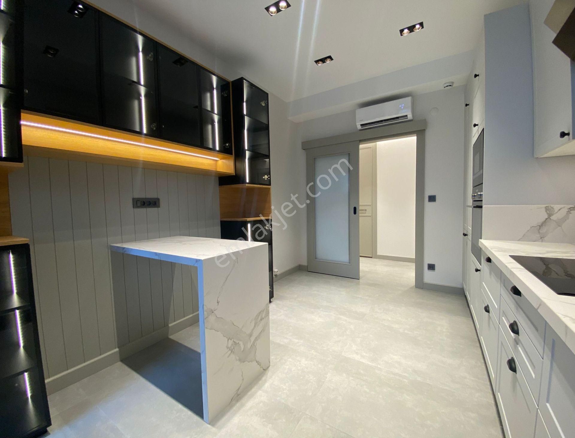 Erenköy Marmaraya 300 Mt Satılık Sıfır 3+1 Dekorasyonlu 2 Otoparklı Daire - Görsel 16