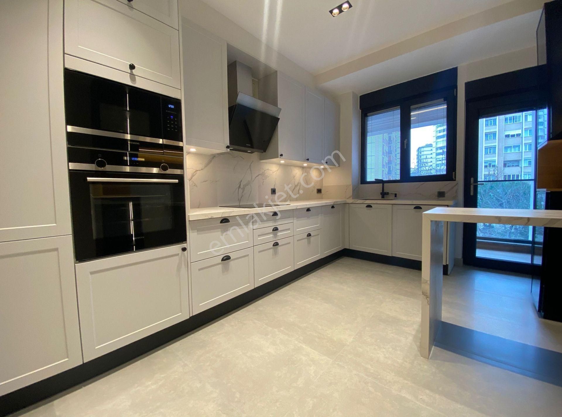 Erenköy Marmaraya 300 Mt Satılık Sıfır 3+1 Dekorasyonlu 2 Otoparklı Daire - Görsel 14