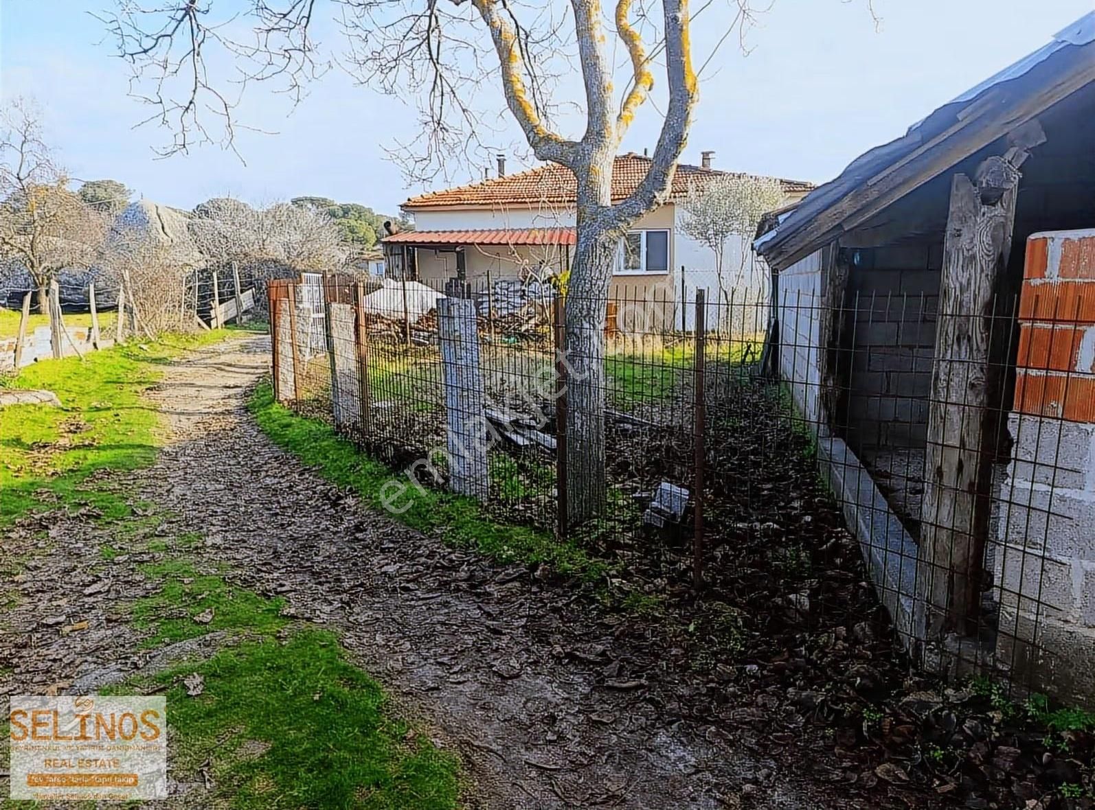 Kozak Aşağıcuma Mahallesinde Bulunan 190 M2 İmarlı Arsa