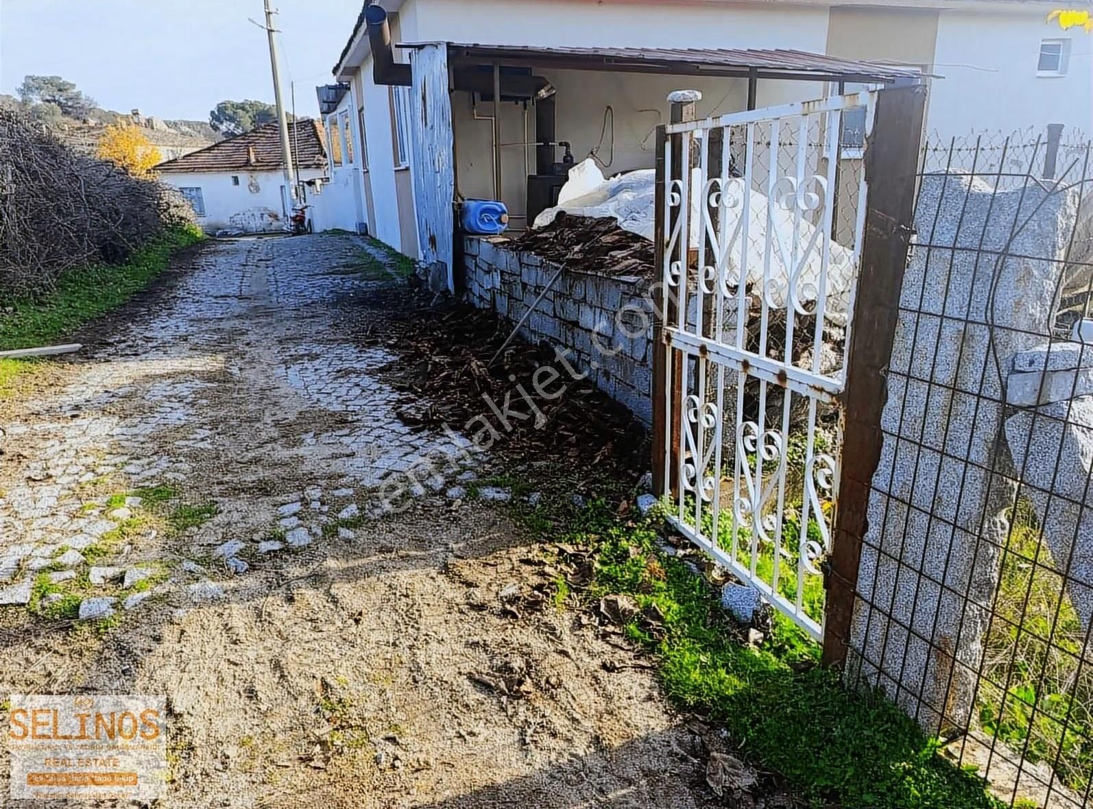 Kozak Aşağıcuma Mahallesinde Bulunan 190 M2 İmarlı Arsa - Görsel 4