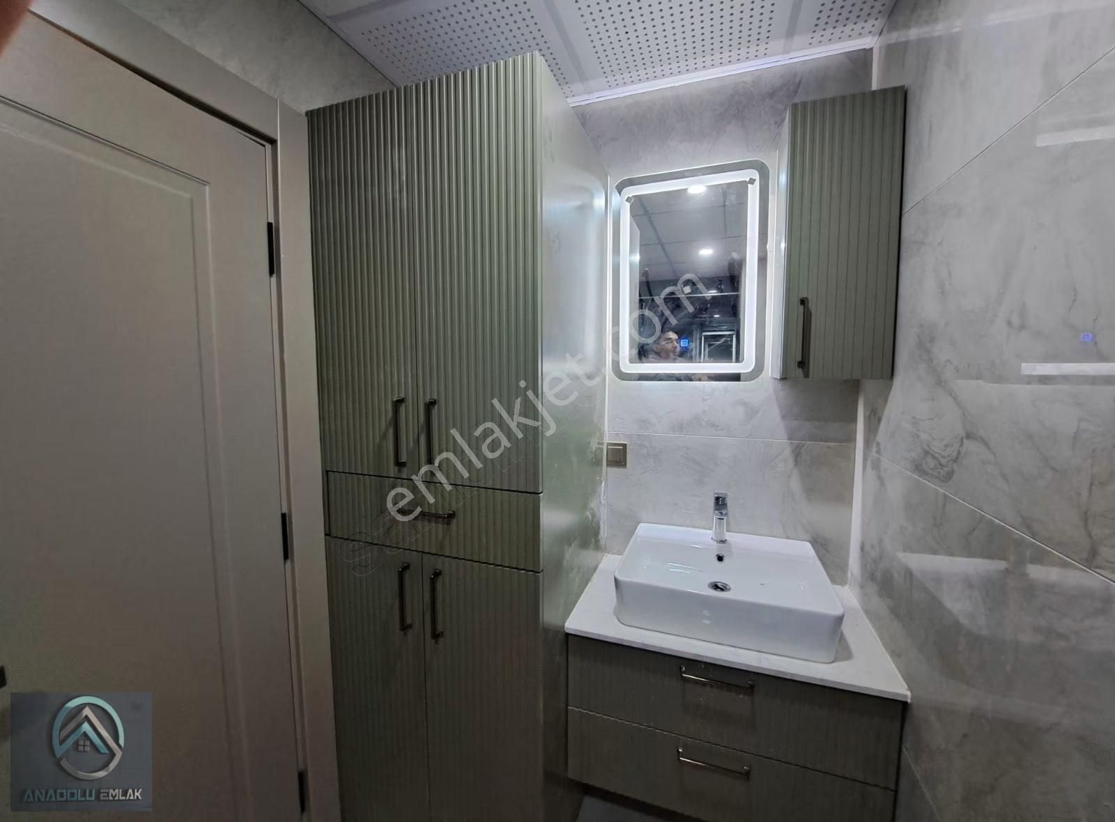 Çanakkale Barbaros Mahallesi Satılık 2+1 Arakat Kapalı Otopark - Görsel 6