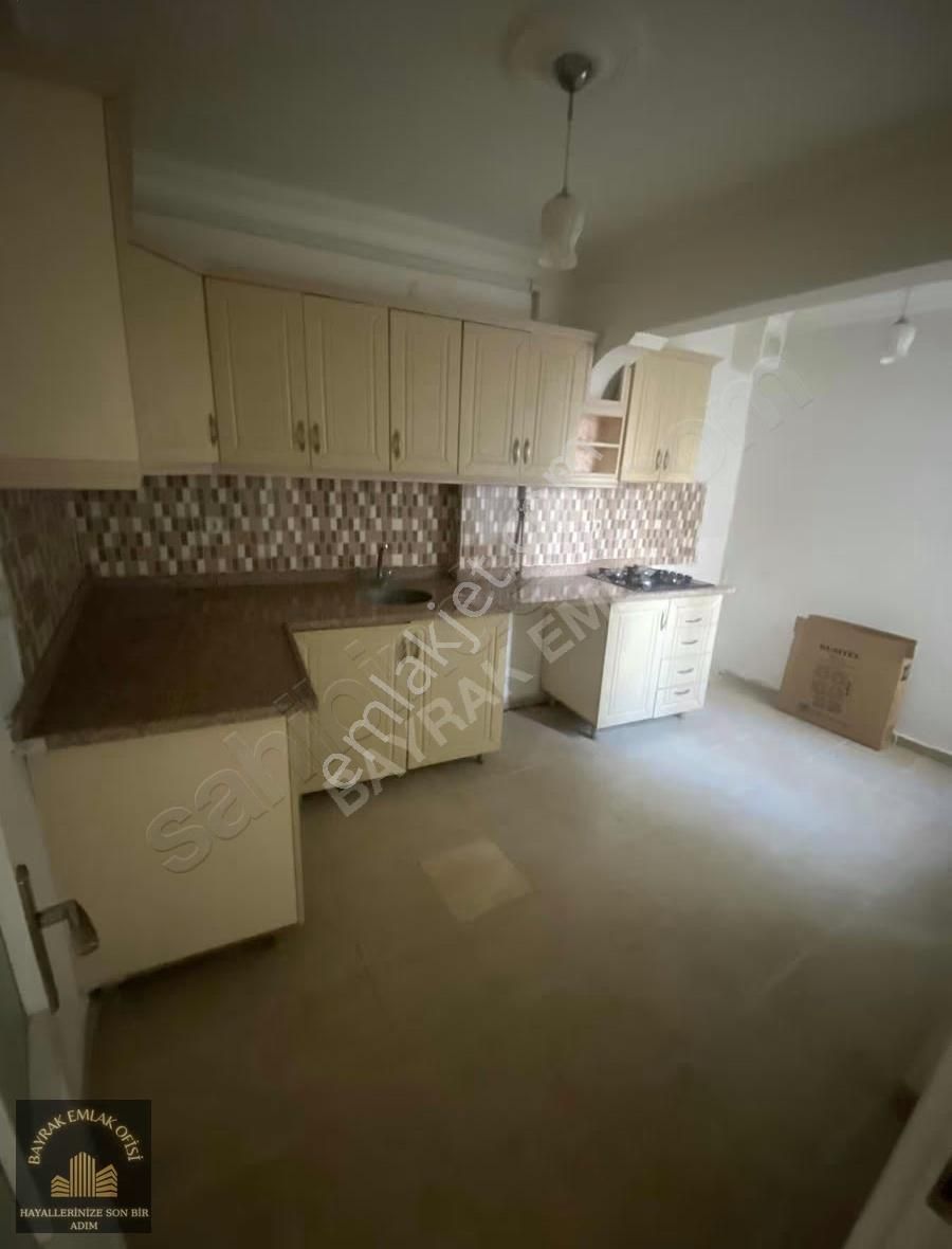 Edremit Adliye Sarayı Karşısında Kiralık Ofis - Görsel 3