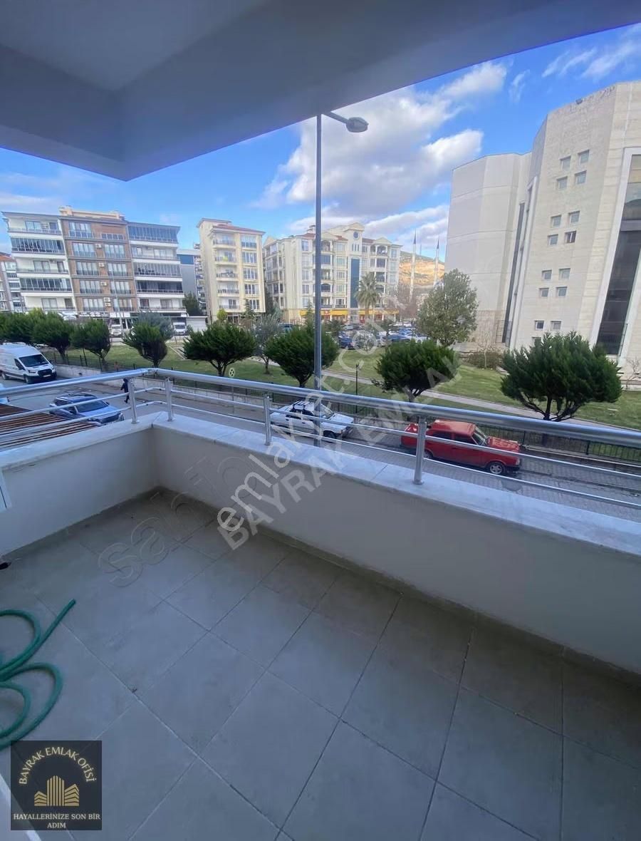 Edremit Adliye Sarayı Karşısında Kiralık Ofis - Görsel 13