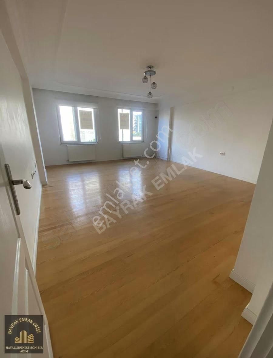 Edremit Adliye Sarayı Karşısında Kiralık Ofis