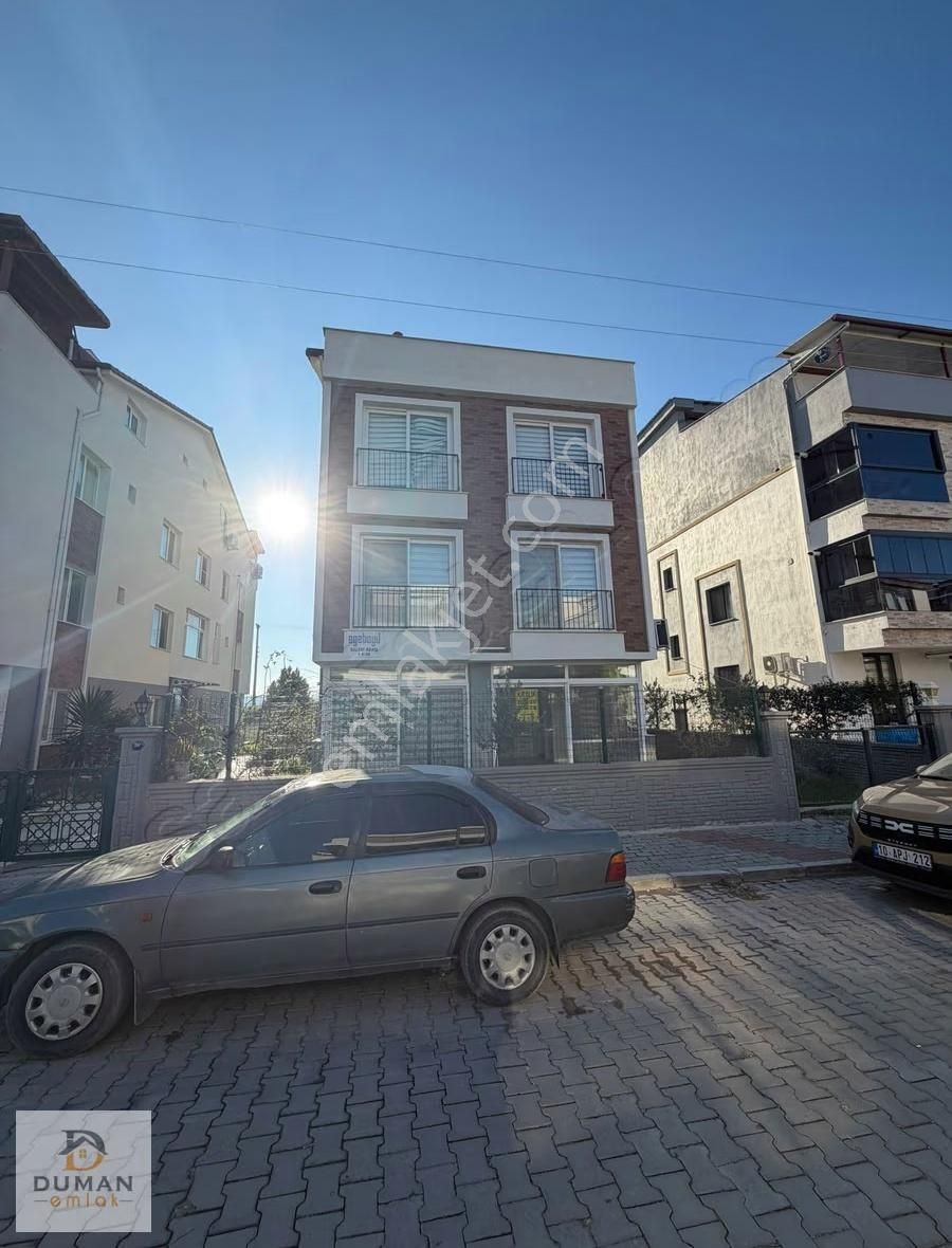 Duman Emlak'tan Ege Boyu Evlerinde 2+1 Açık Mutfak Kiralık Daire - Görsel 12