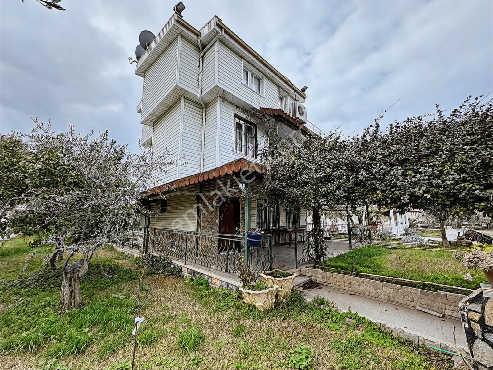 Kuşadası Davutlar Denize 600mt Havuzlu Müstakil Satılık Yazlık - Görsel 19