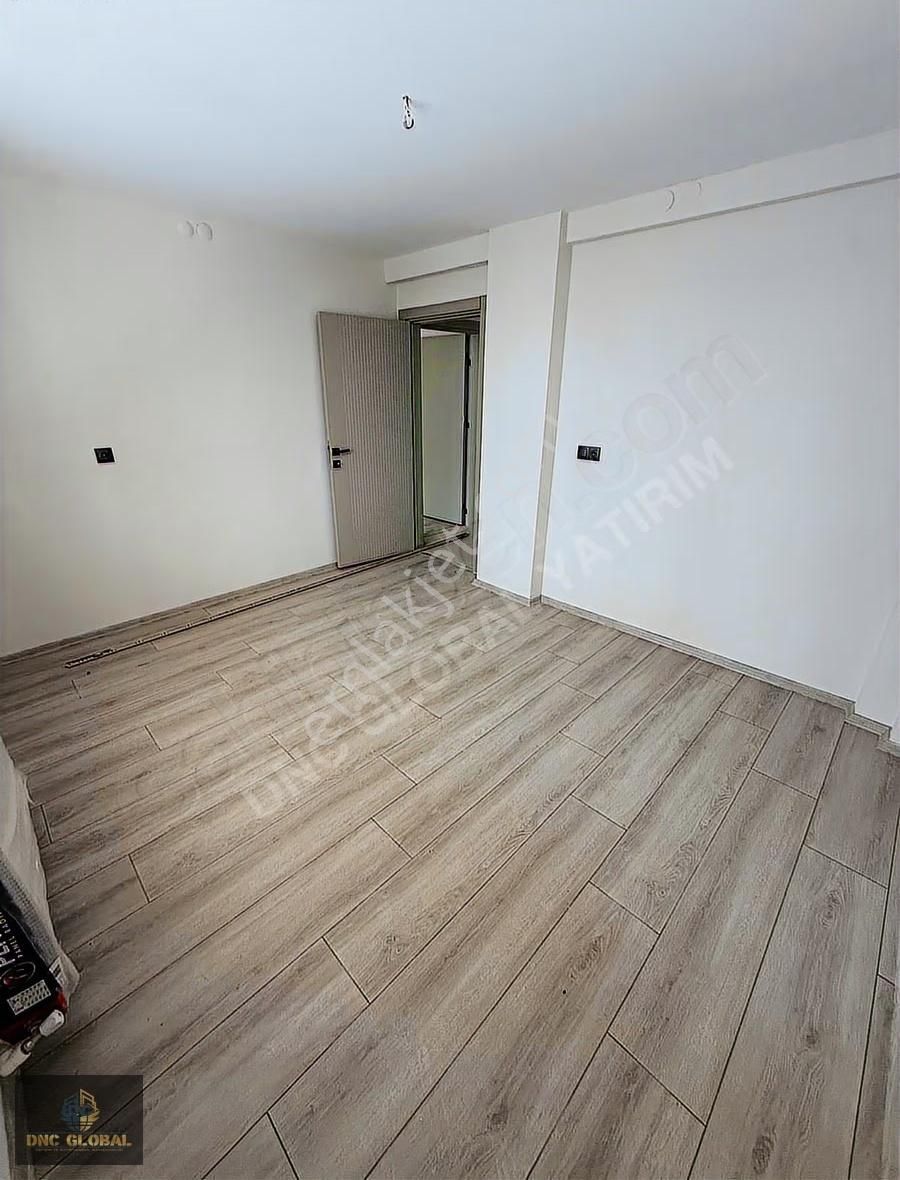 Manisa Muradiye Mh. Satılık 2+1 Açık Mutfak 70m2 Daire - Görsel 2