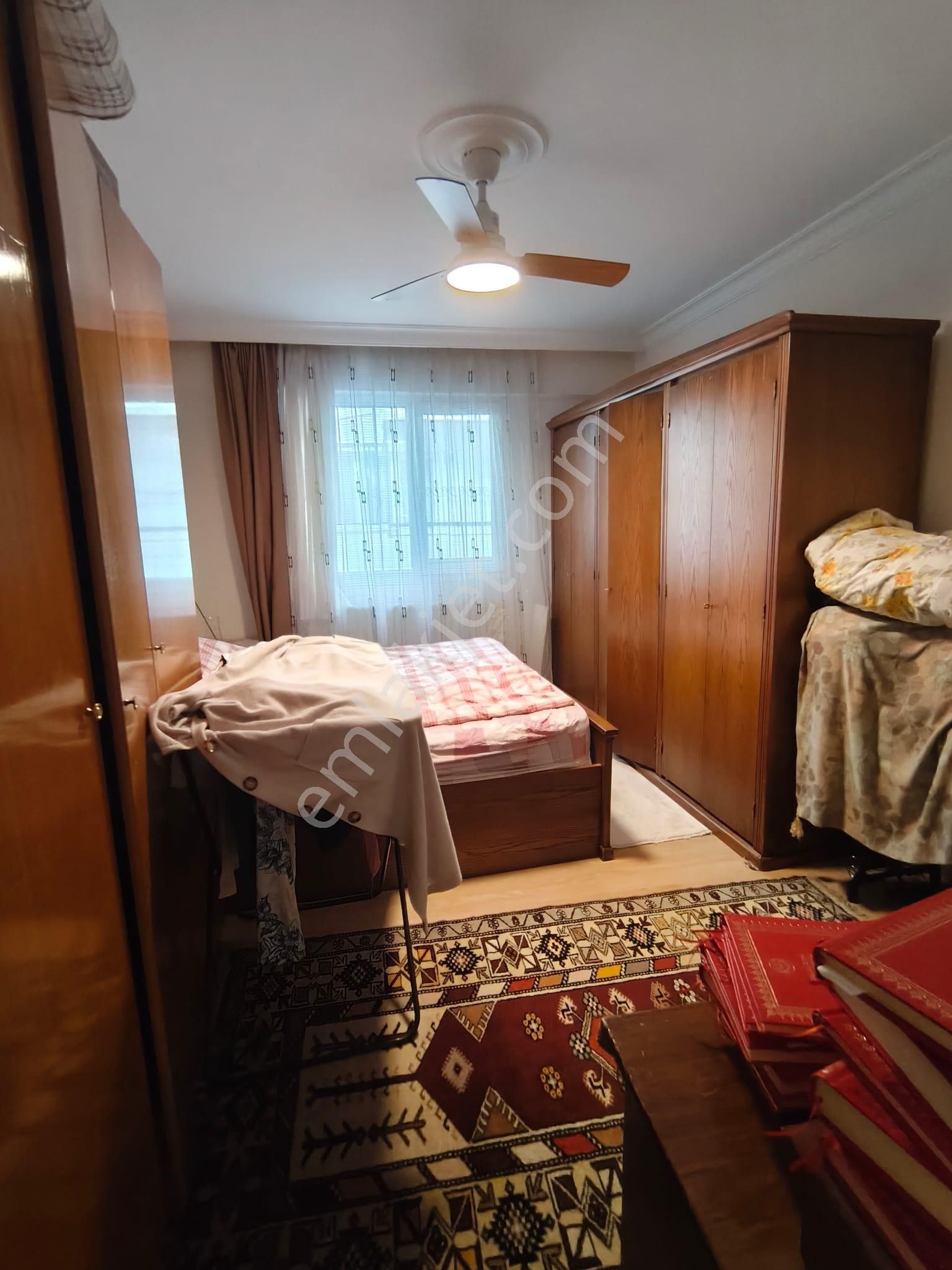 Delta Koleji Yakını 3+1 Kapalı Mutfak Doğalgazlı Asansörlü Otoparklı - Görsel 24