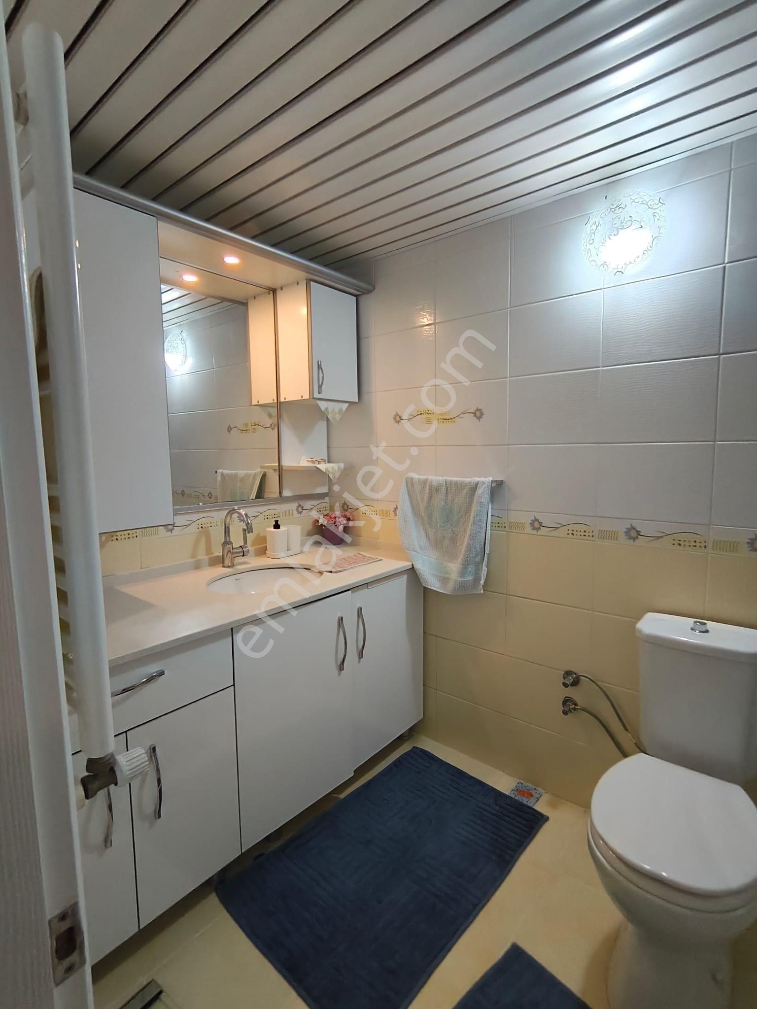 Delta Koleji Yakını 3+1 Kapalı Mutfak Doğalgazlı Asansörlü Otoparklı - Görsel 26