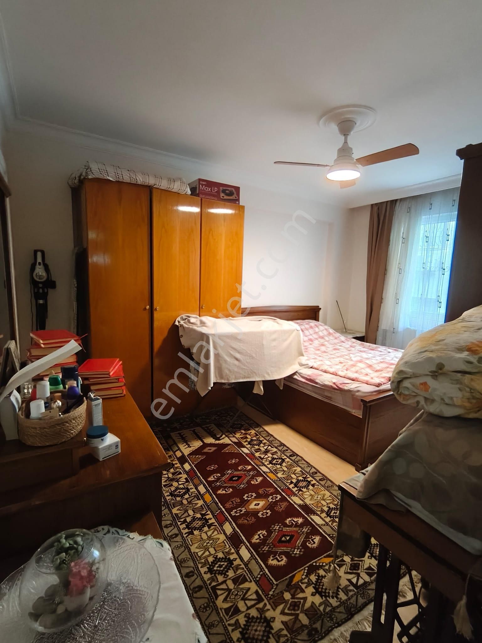 Delta Koleji Yakını 3+1 Kapalı Mutfak Doğalgazlı Asansörlü Otoparklı - Görsel 9