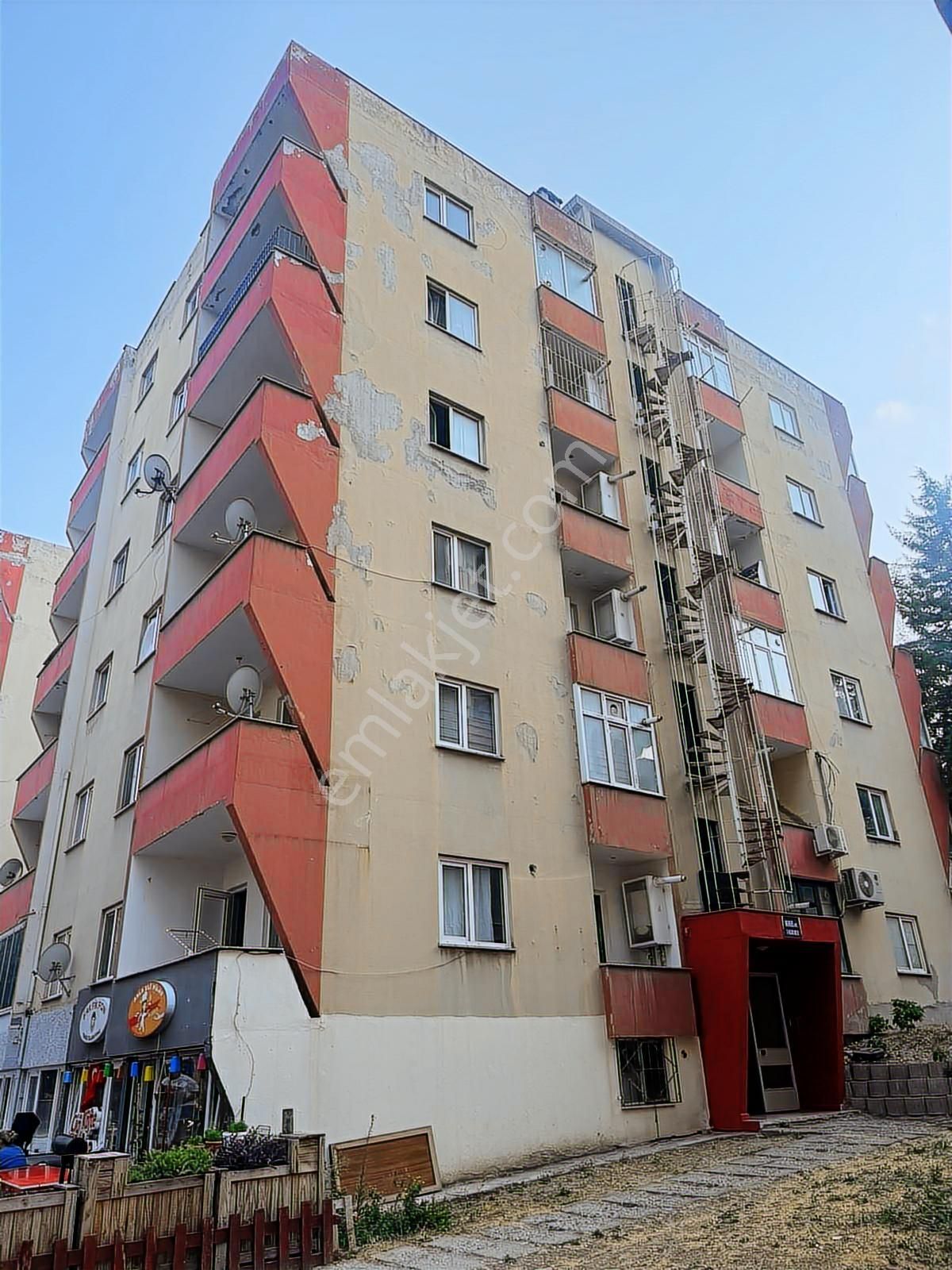 Görükle Yerleşim Sitesinde 1+1 Ayrı Mutfaklı Arakat Eşyalı Daire - Görsel 4