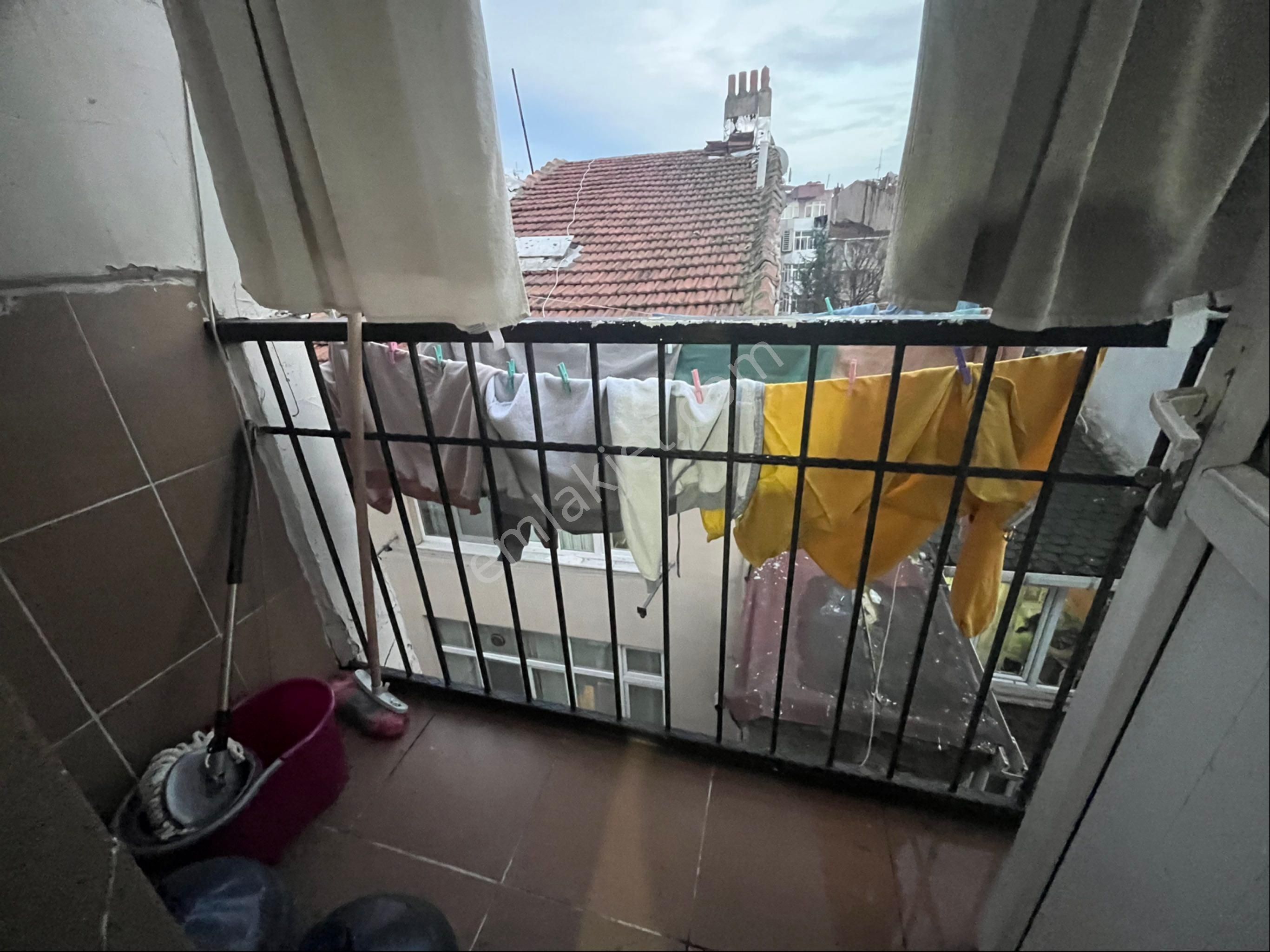 Ecem Emlaktan Kocamustafapaşa Ana Merkezde 80m2 - Görsel 9