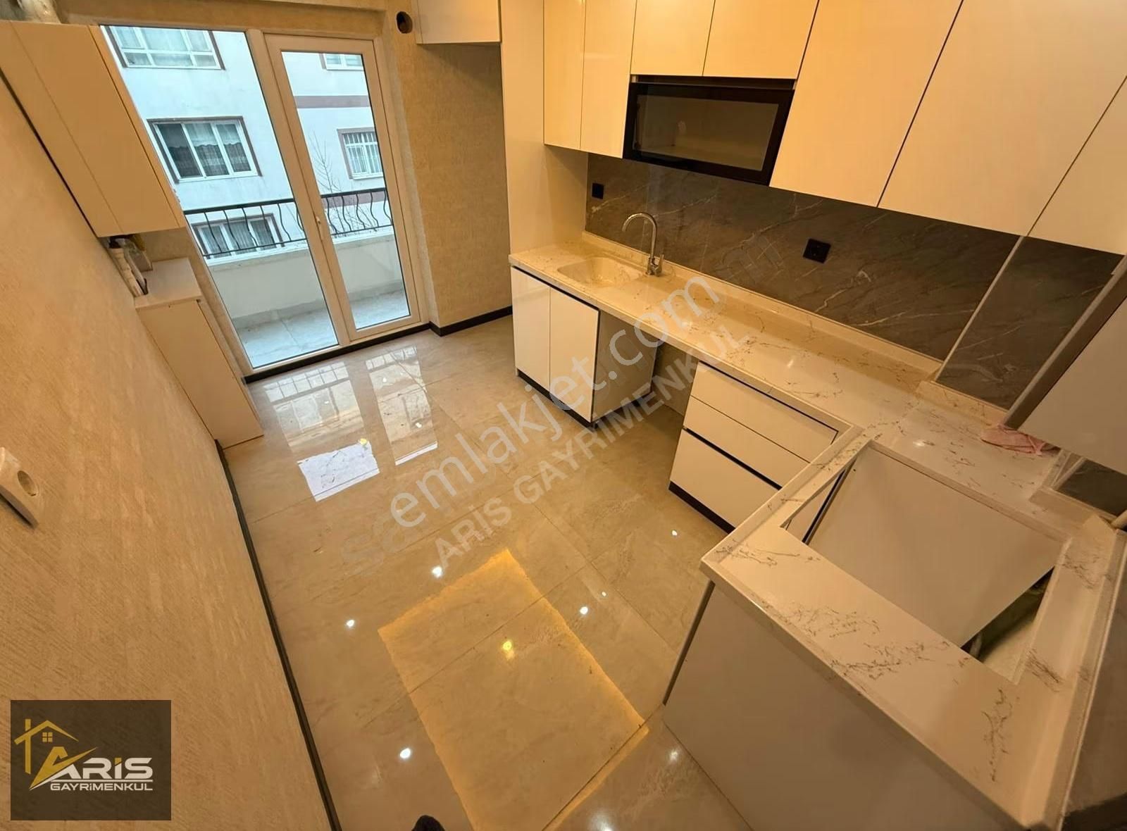 Aris'ten Kafkas'ın İncisi Yeni Yapı Lüks Mimarisi İle Ultra 4+1 - Görsel 31