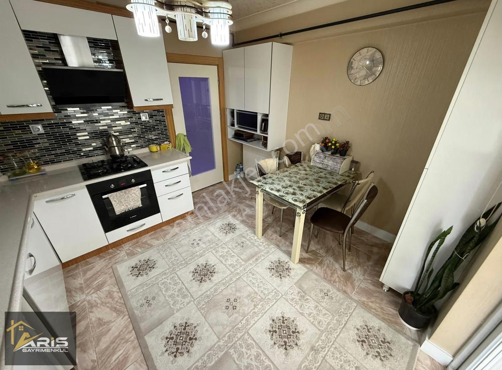 Aris'ten Ataparkın Ultra Yapılı Lüks Mimar İle Dekor Edilmiş3+1 - Görsel 5