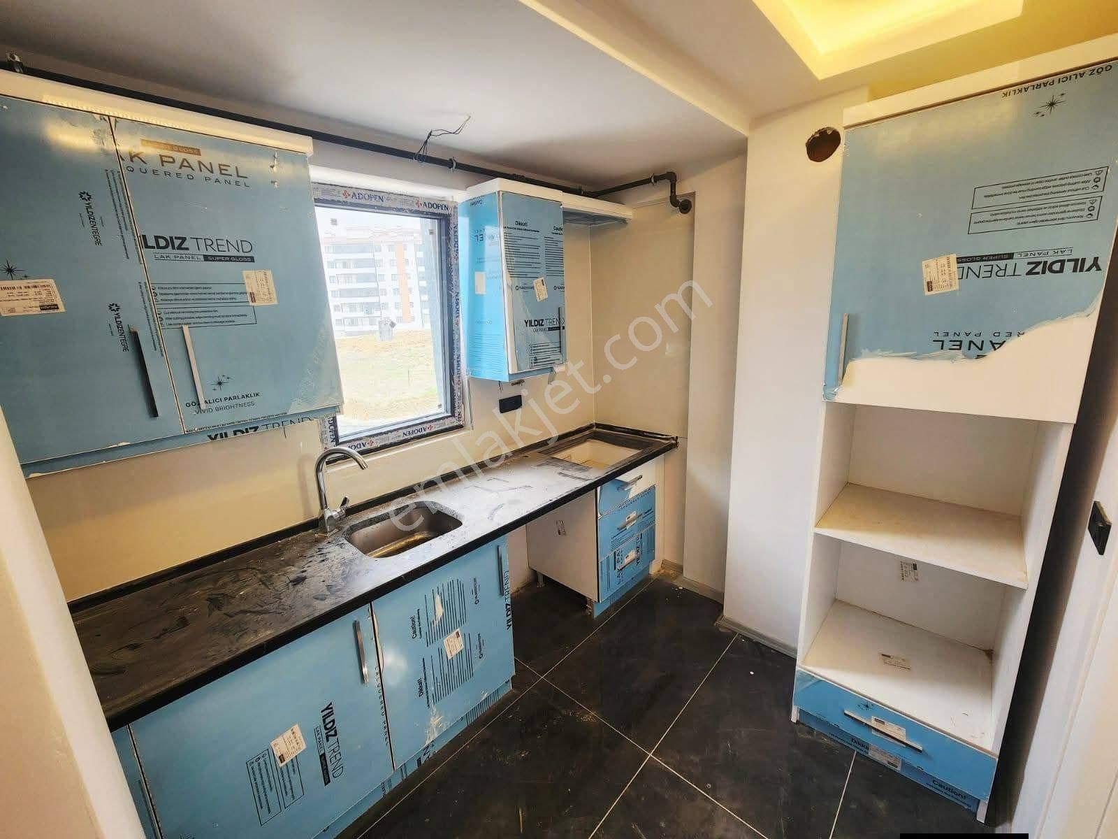 Samsun İlkadım Tepecik Mahallesi'nde Ebeveyn Banyolu Asansörlü 2+1 Satılık Sıfır Daire