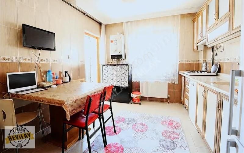 Ufuk Tepe Mahallesinde Asansörlü Geniş Daire. - Görsel 19