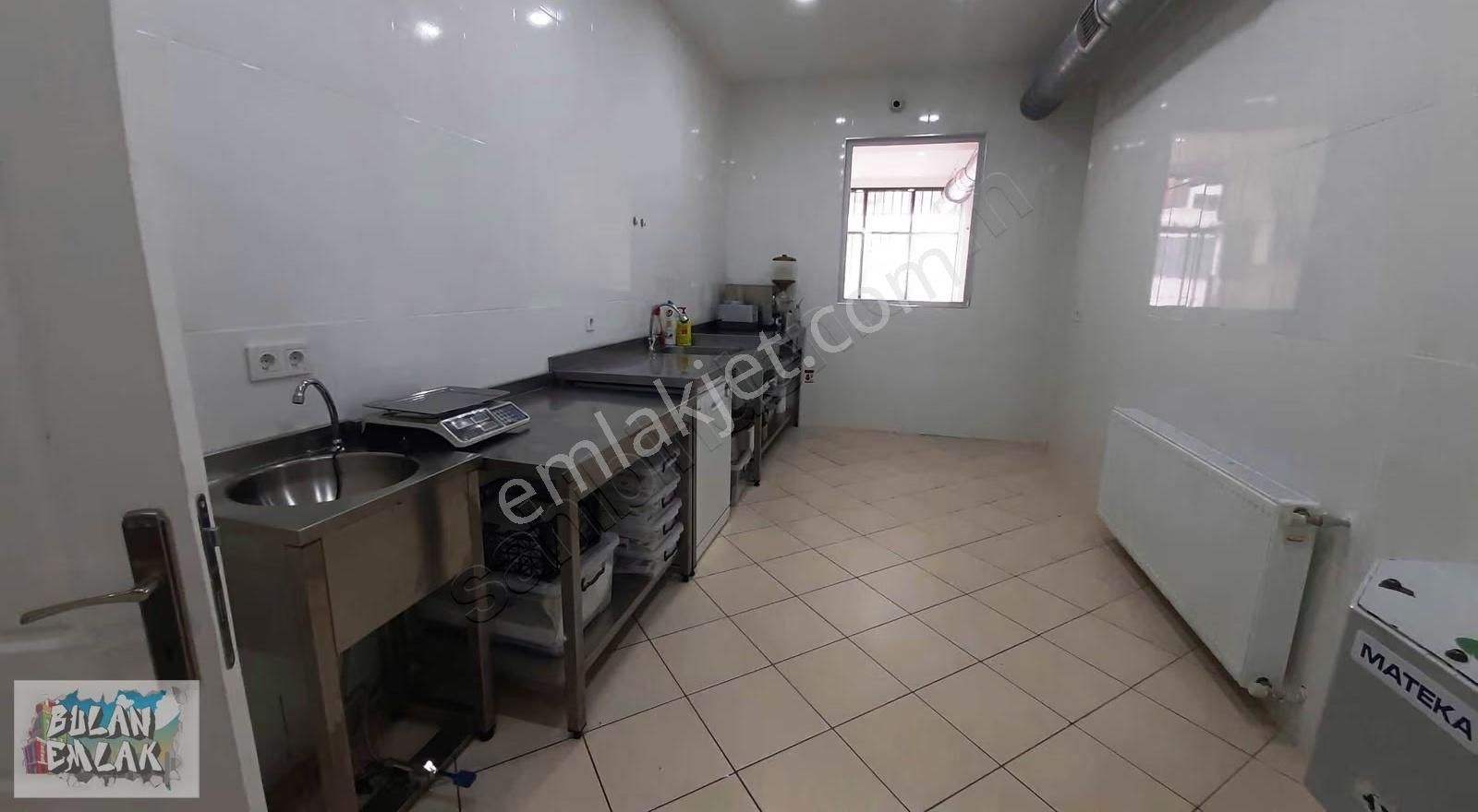 Bulan'dan Ortaköy Merkezde Hazır Kiracılı Otoparklı Geniş Dükkan - Görsel 13