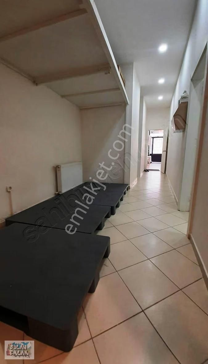 Bulan'dan Ortaköy Merkezde Hazır Kiracılı Otoparklı Geniş Dükkan - Görsel 24